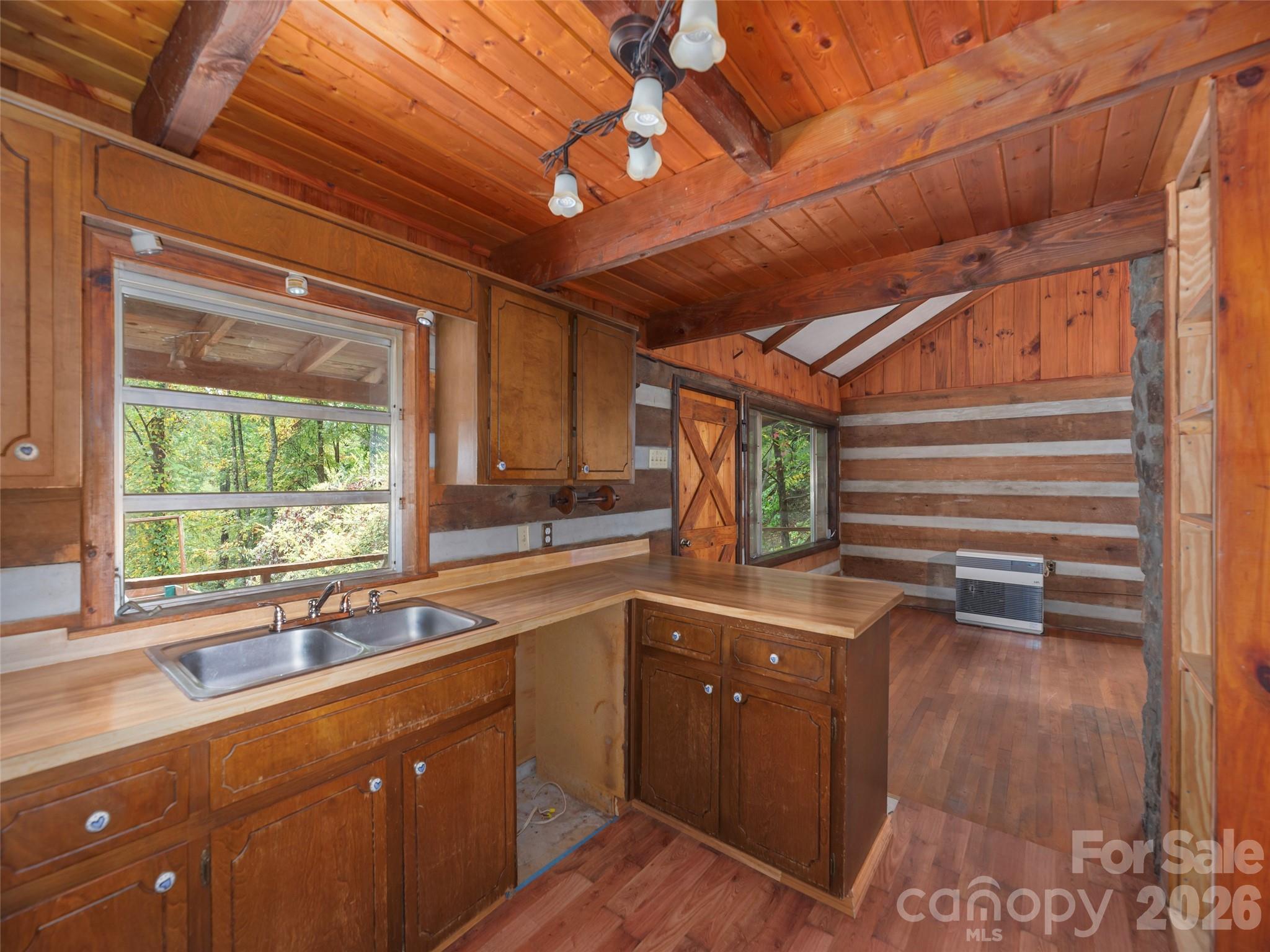 775 Chambers Cove Road — Canton
