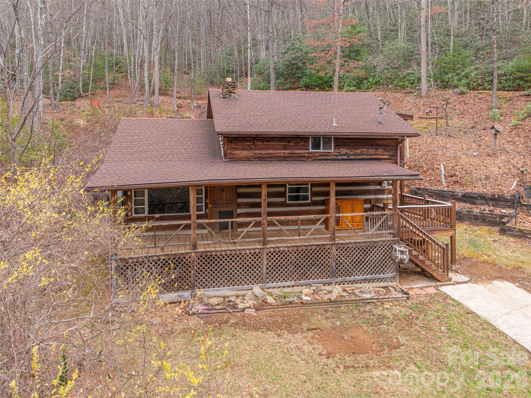 775 Chambers Cove Road — Canton