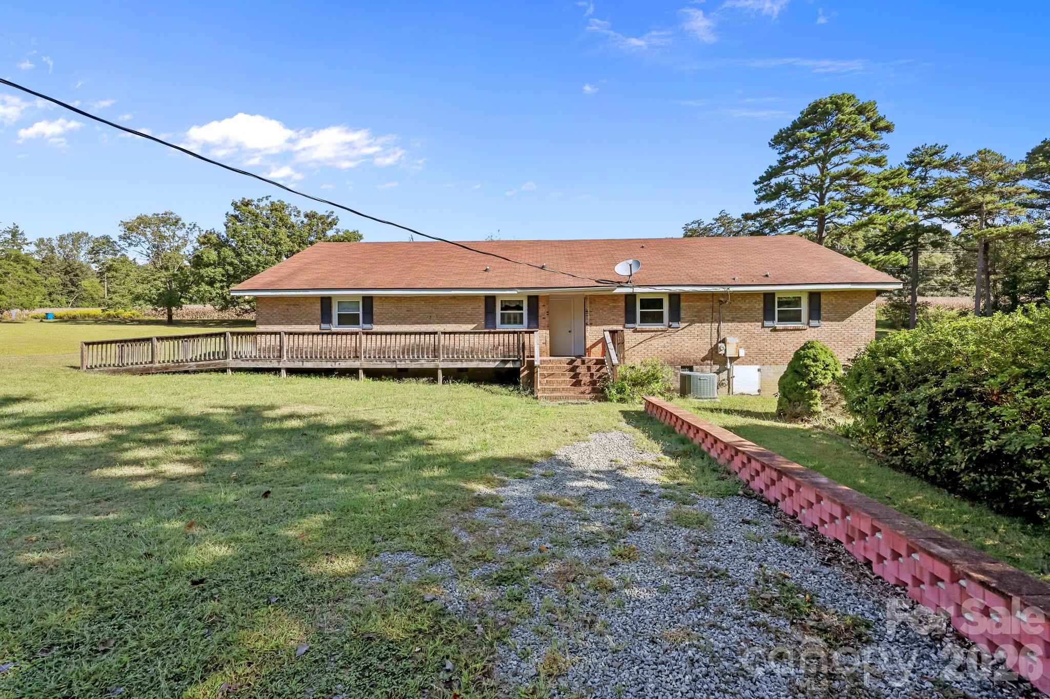 945 Alvin Hough Road — Midland