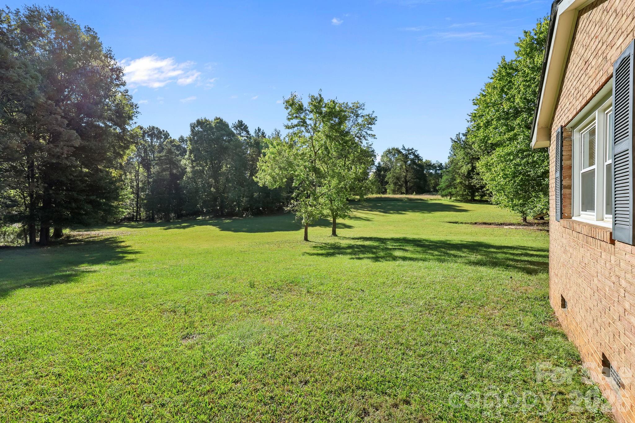 945 Alvin Hough Road — Midland