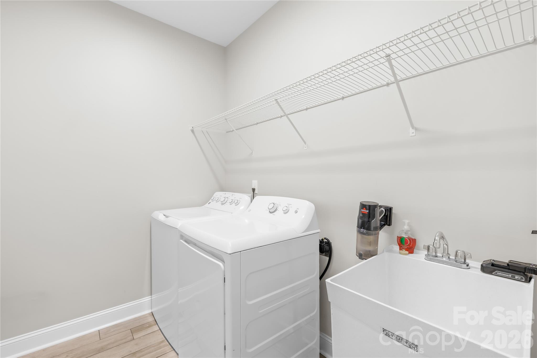 895 Oak Ridge Farms Circle — Newton