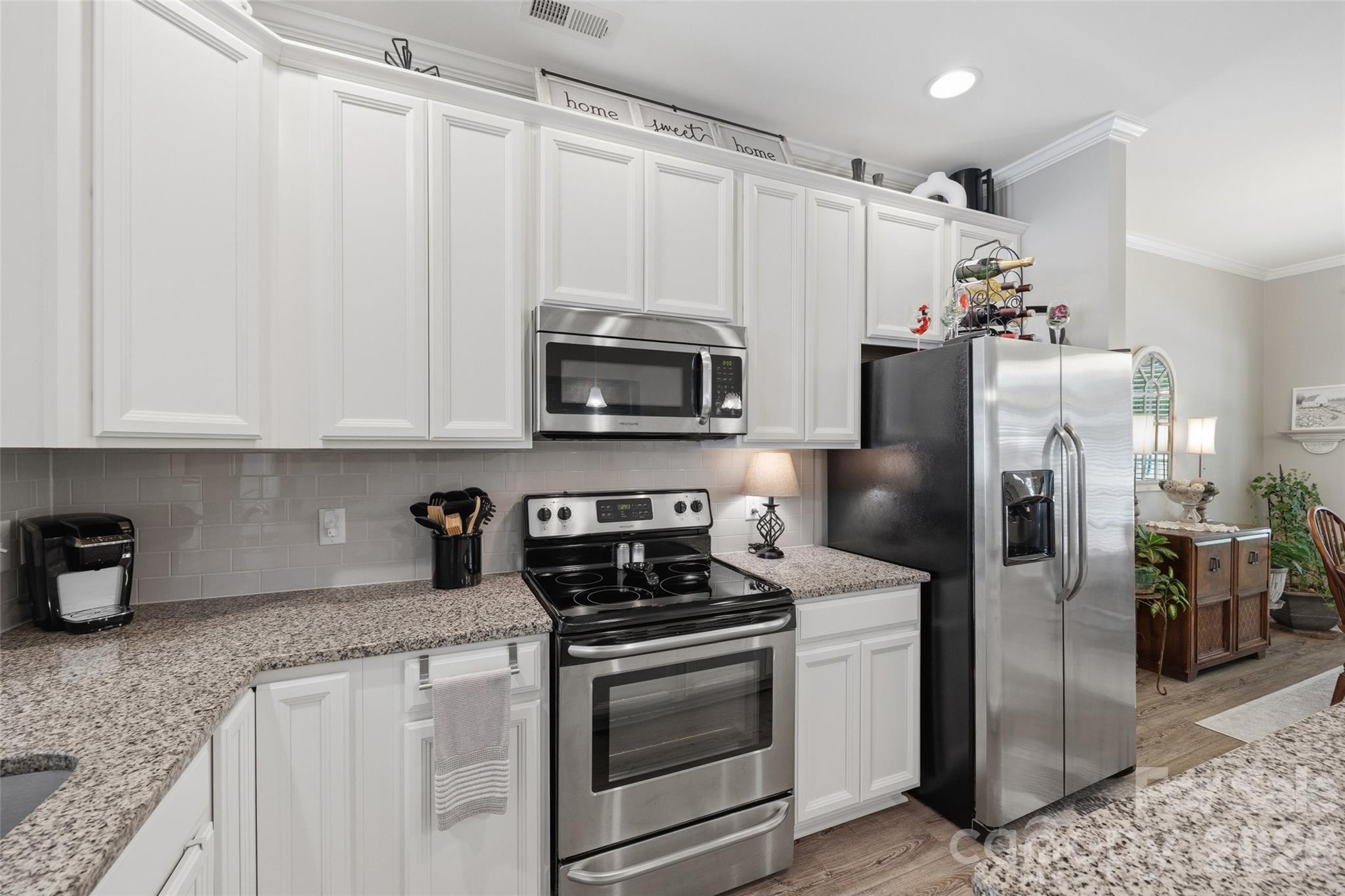 108 Park View Drive — Belmont