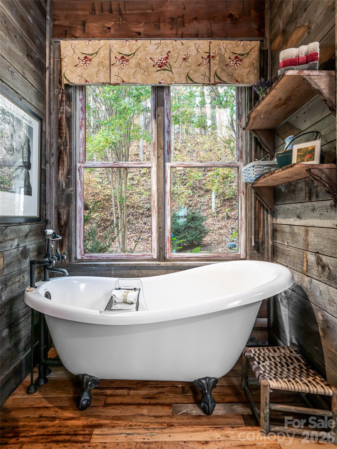 234 Historic Oak Trail — Waynesville