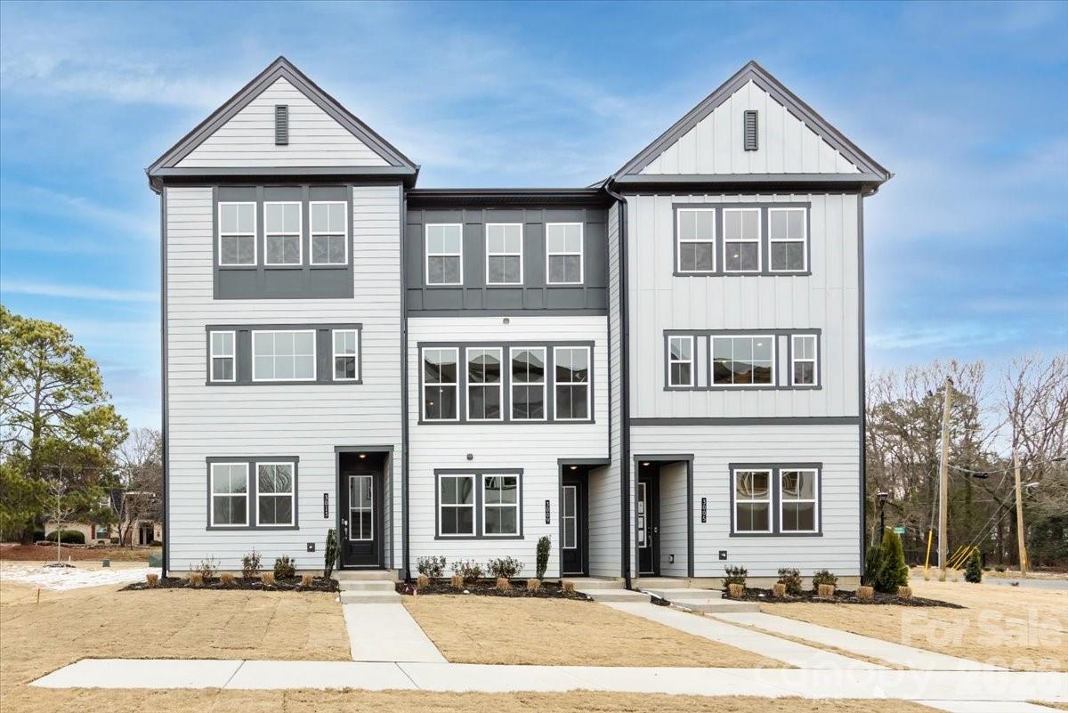 3013 Circles End — Charlotte