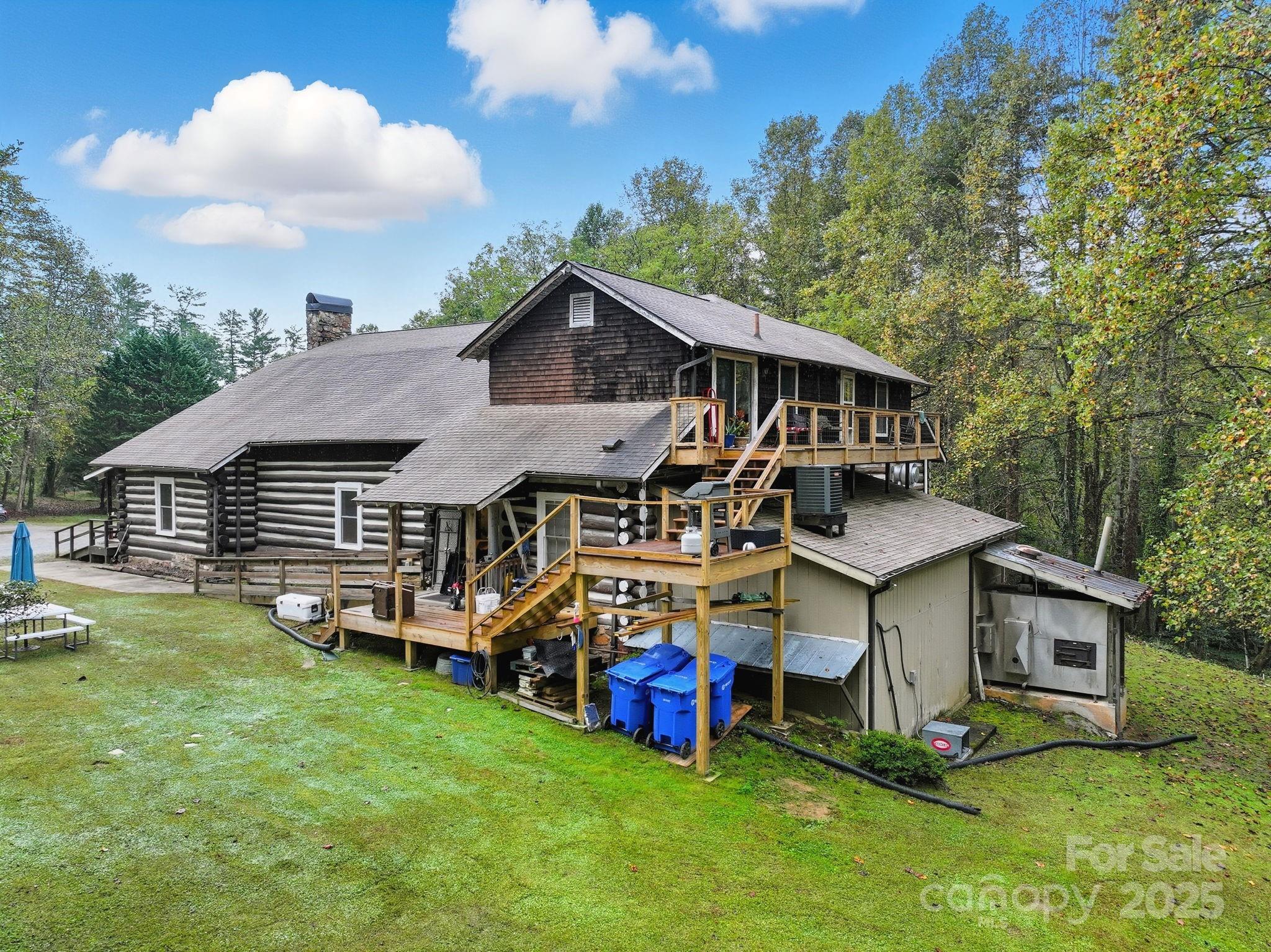1196 N Country Club Road — Brevard