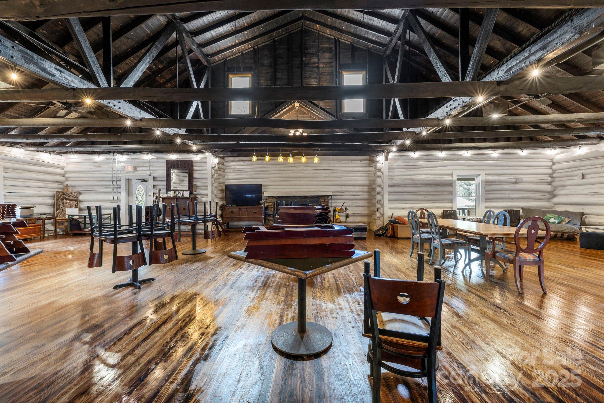 1196 N Country Club Road — Brevard