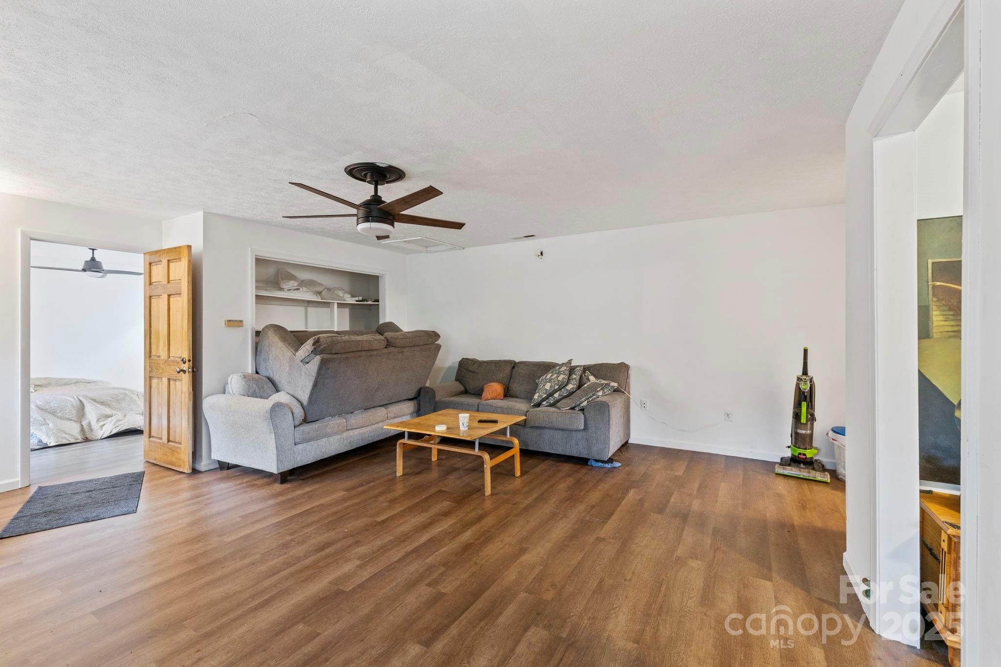 1196 N Country Club Road — Brevard