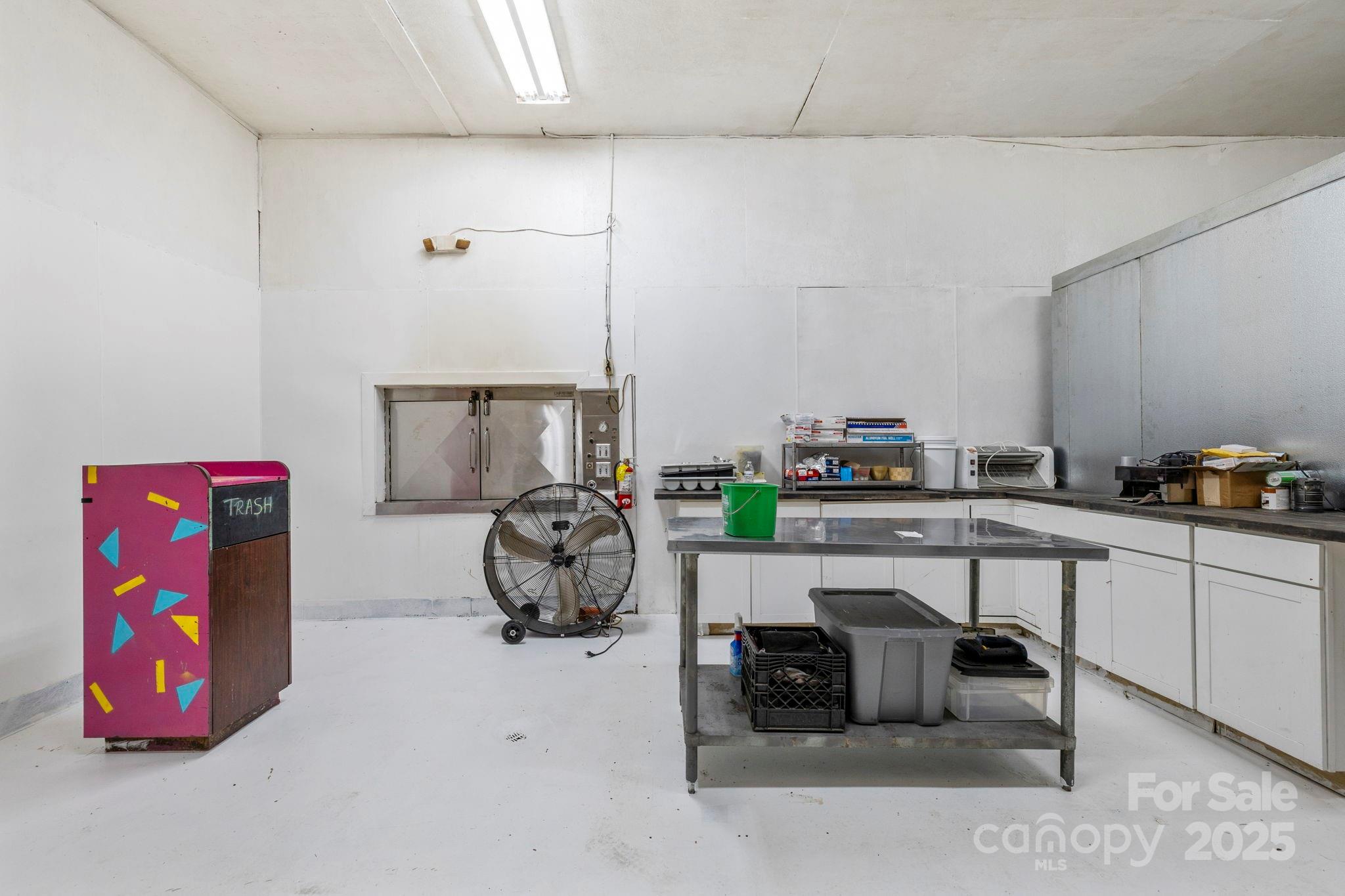 1196 N Country Club Road — Brevard