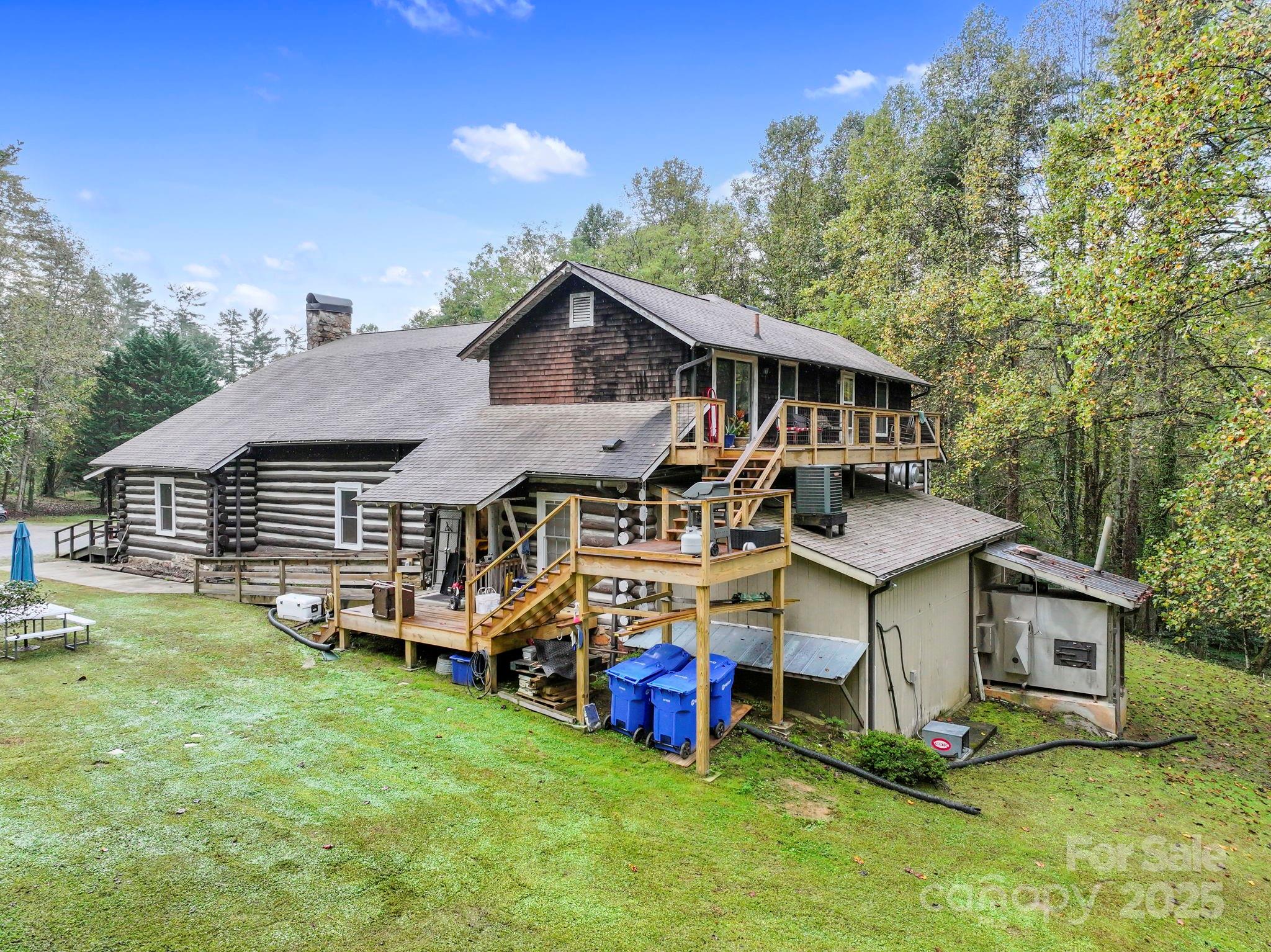 1196 N Country Club Road — Brevard