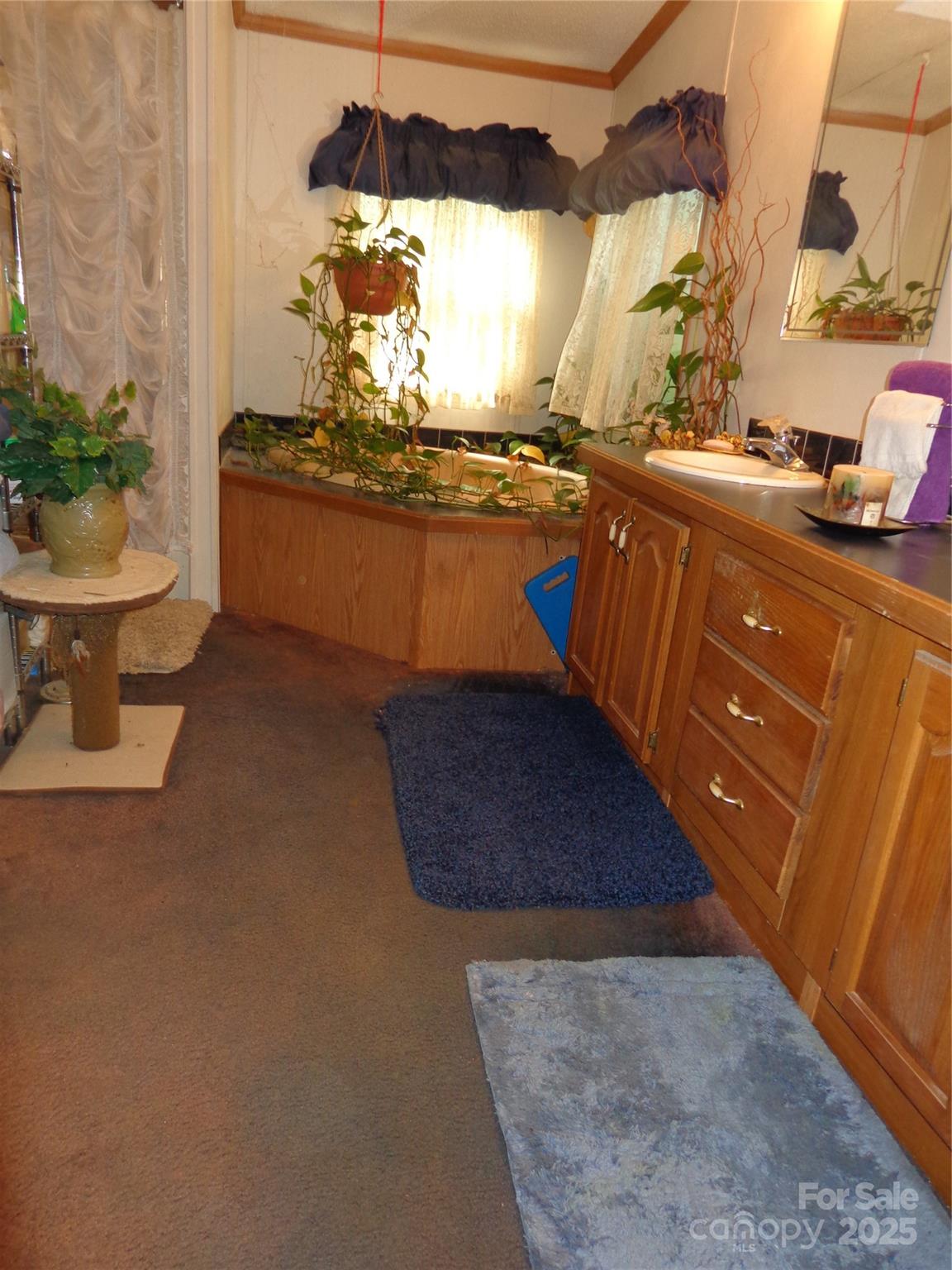 89 Blue Mountain Road — Fairview