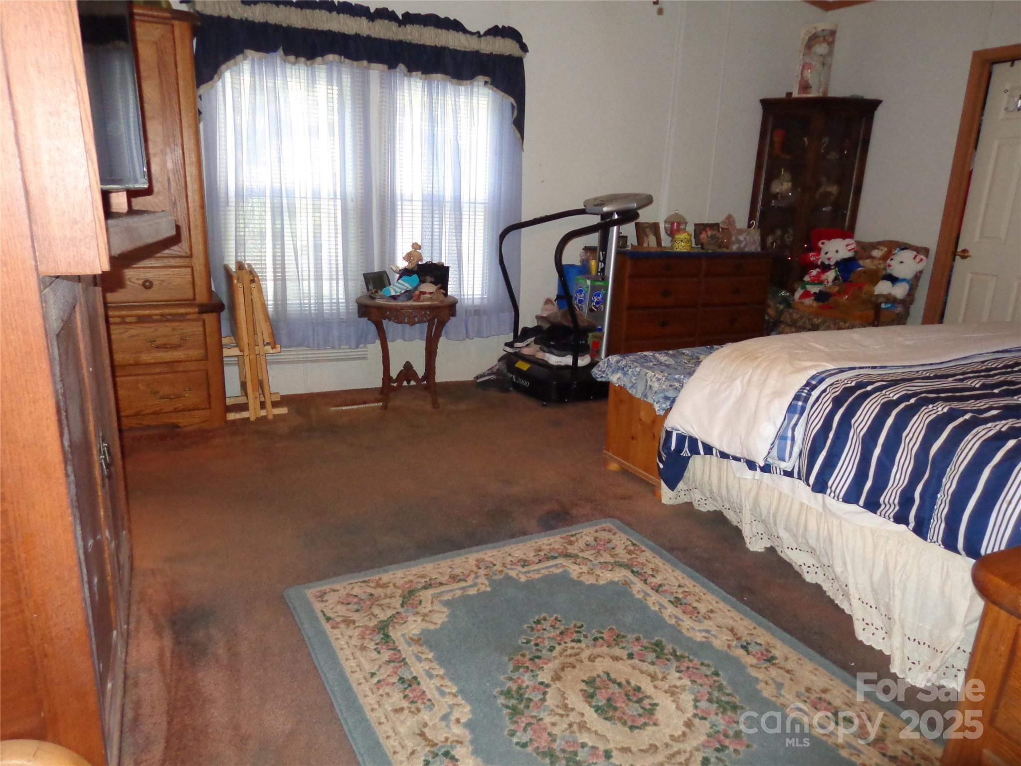 89 Blue Mountain Road — Fairview