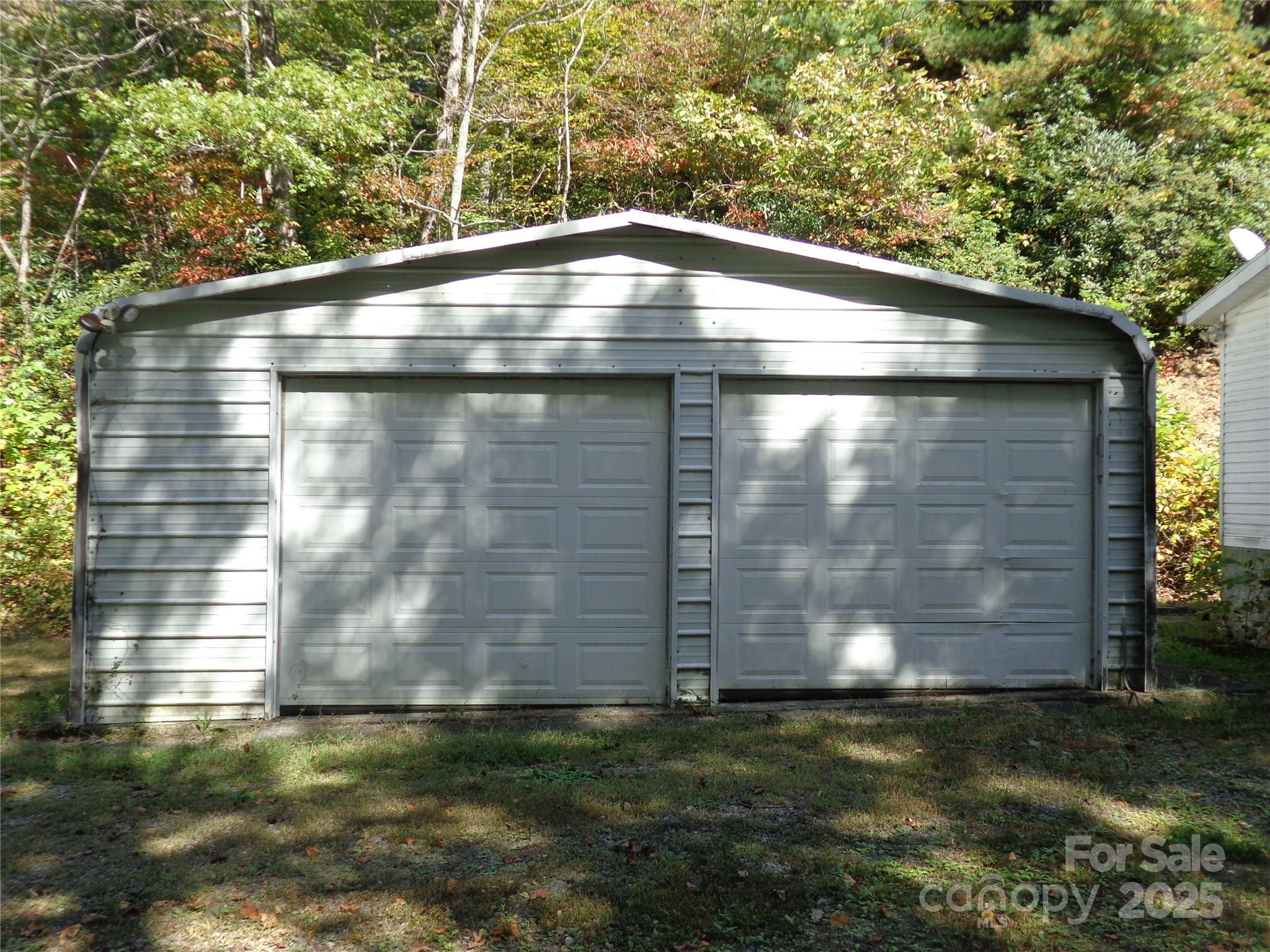 89 Blue Mountain Road — Fairview