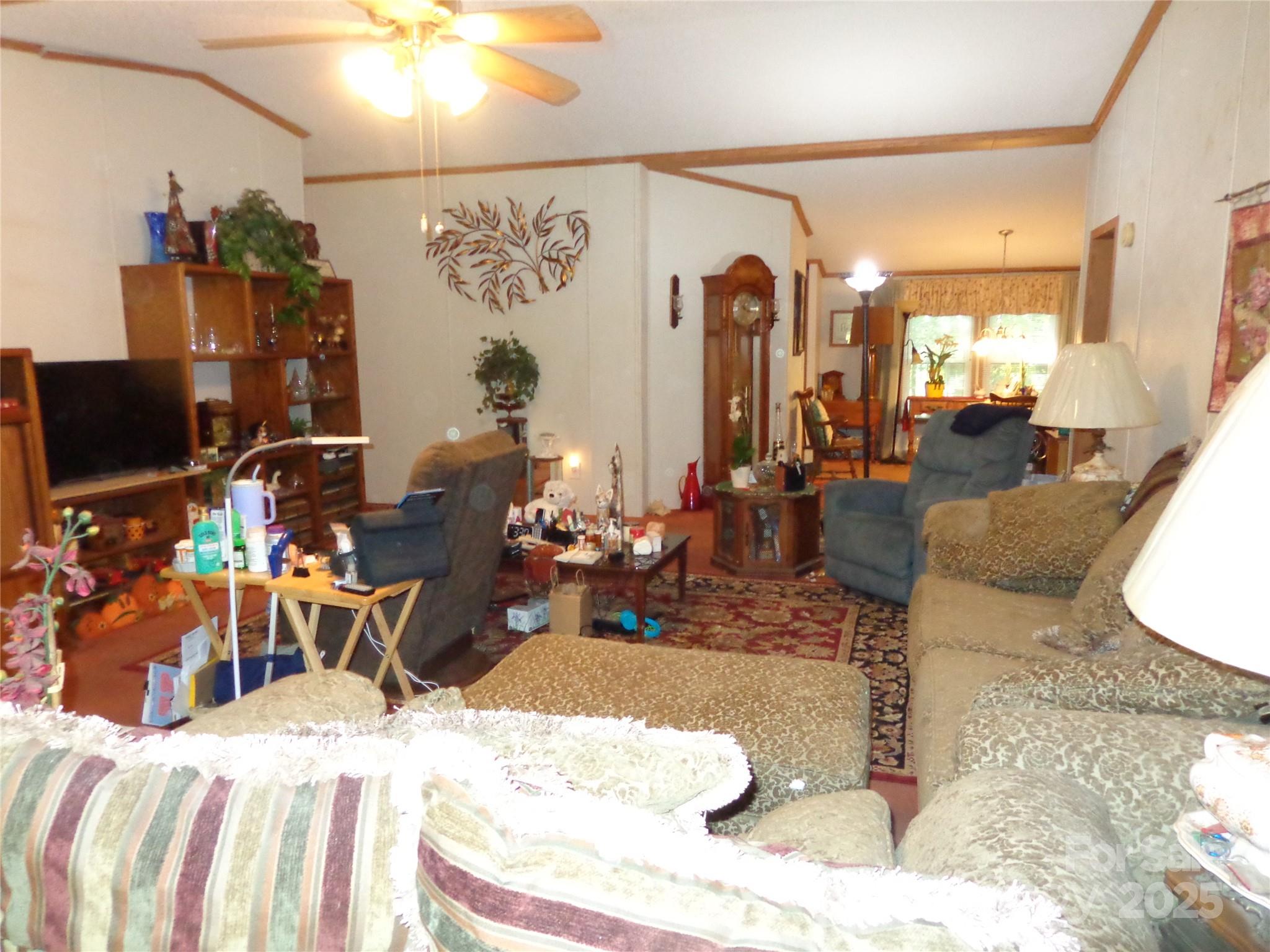 89 Blue Mountain Road — Fairview
