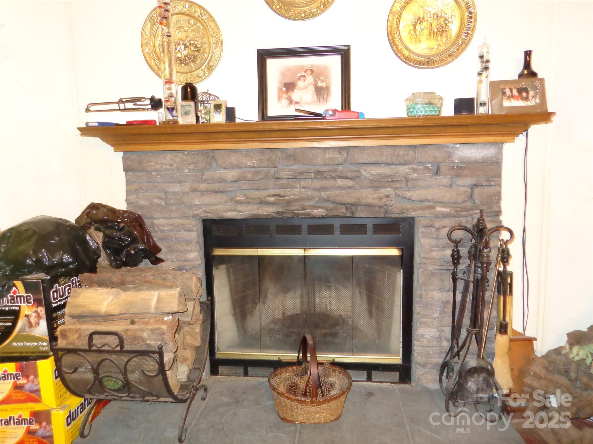 89 Blue Mountain Road — Fairview