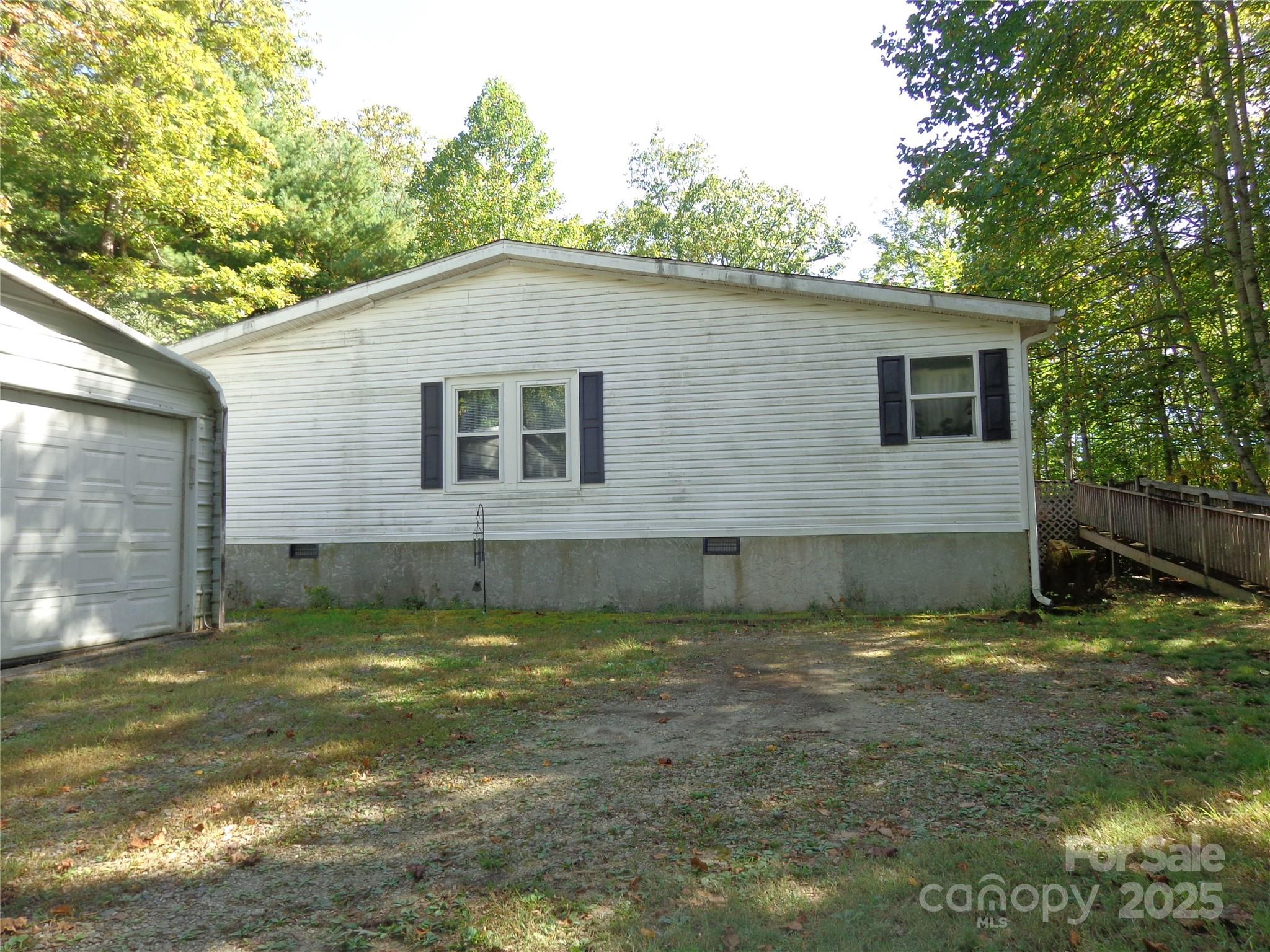 89 Blue Mountain Road — Fairview