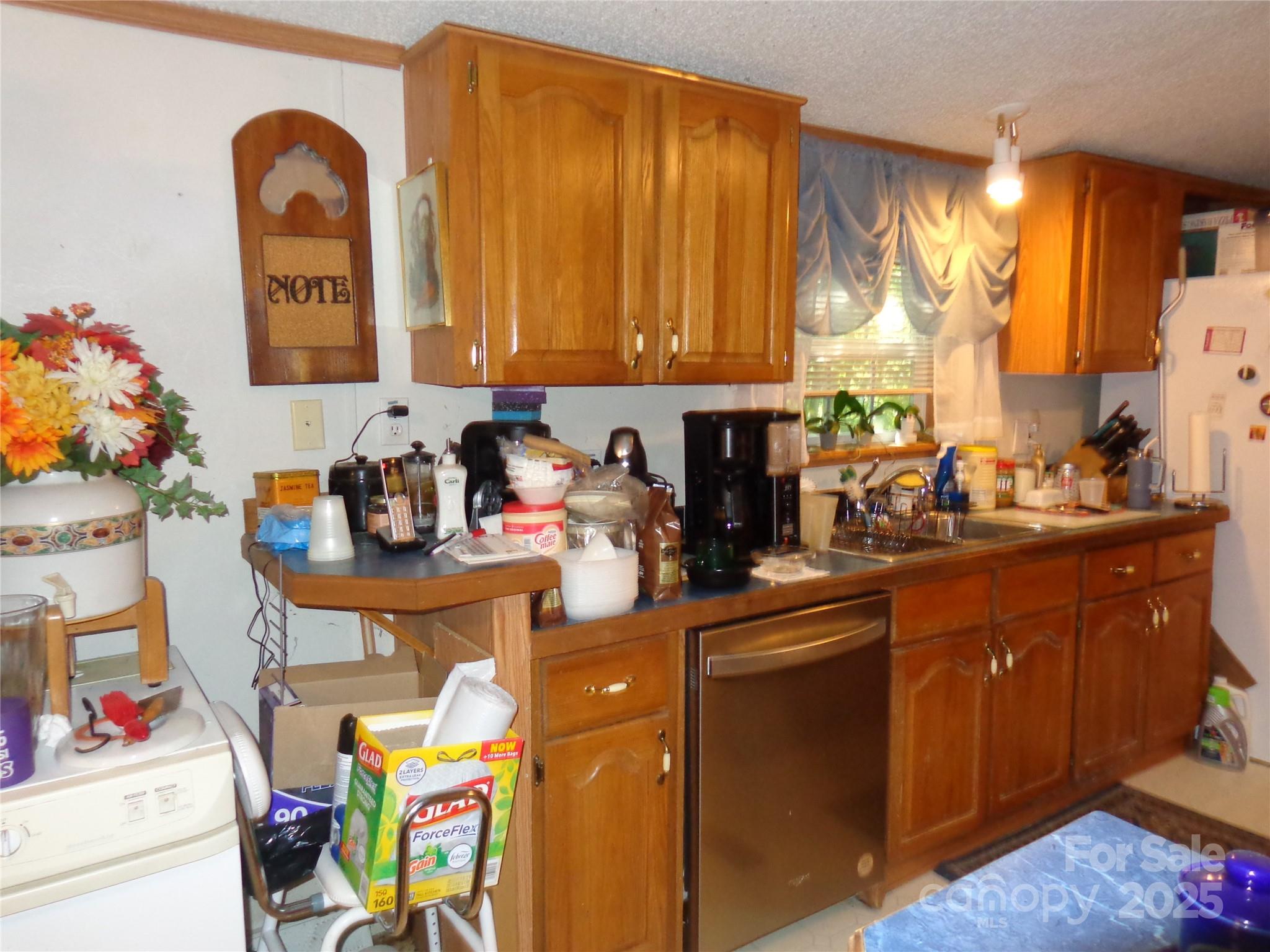 89 Blue Mountain Road — Fairview