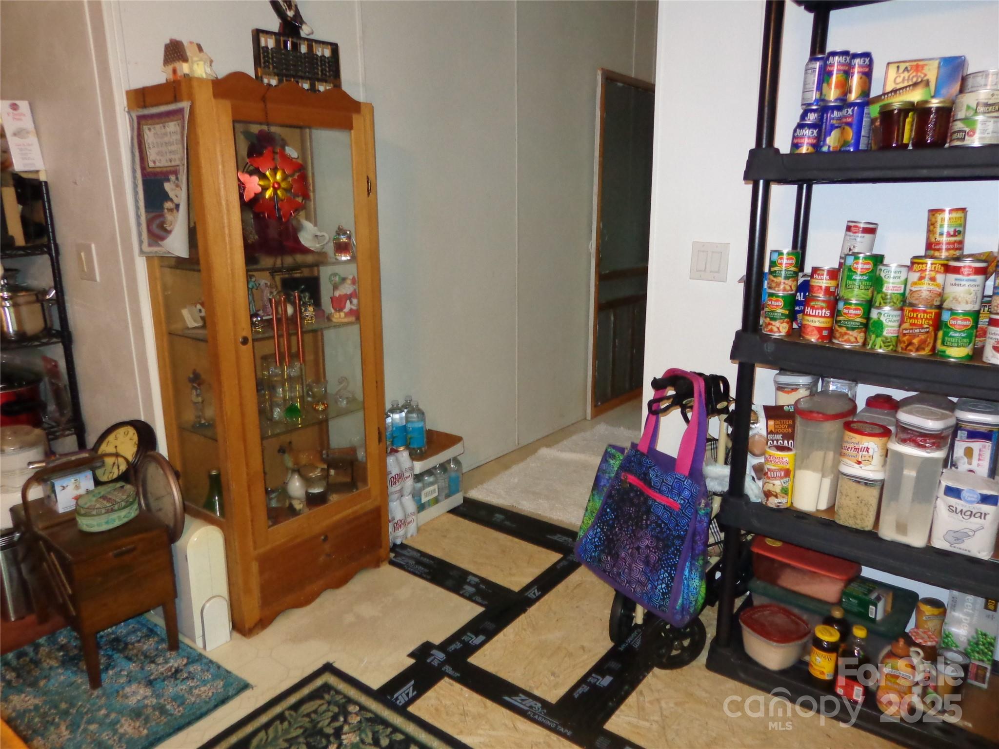 89 Blue Mountain Road — Fairview