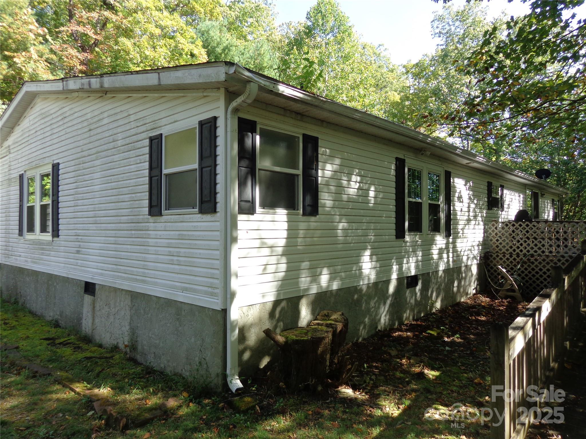 89 Blue Mountain Road — Fairview