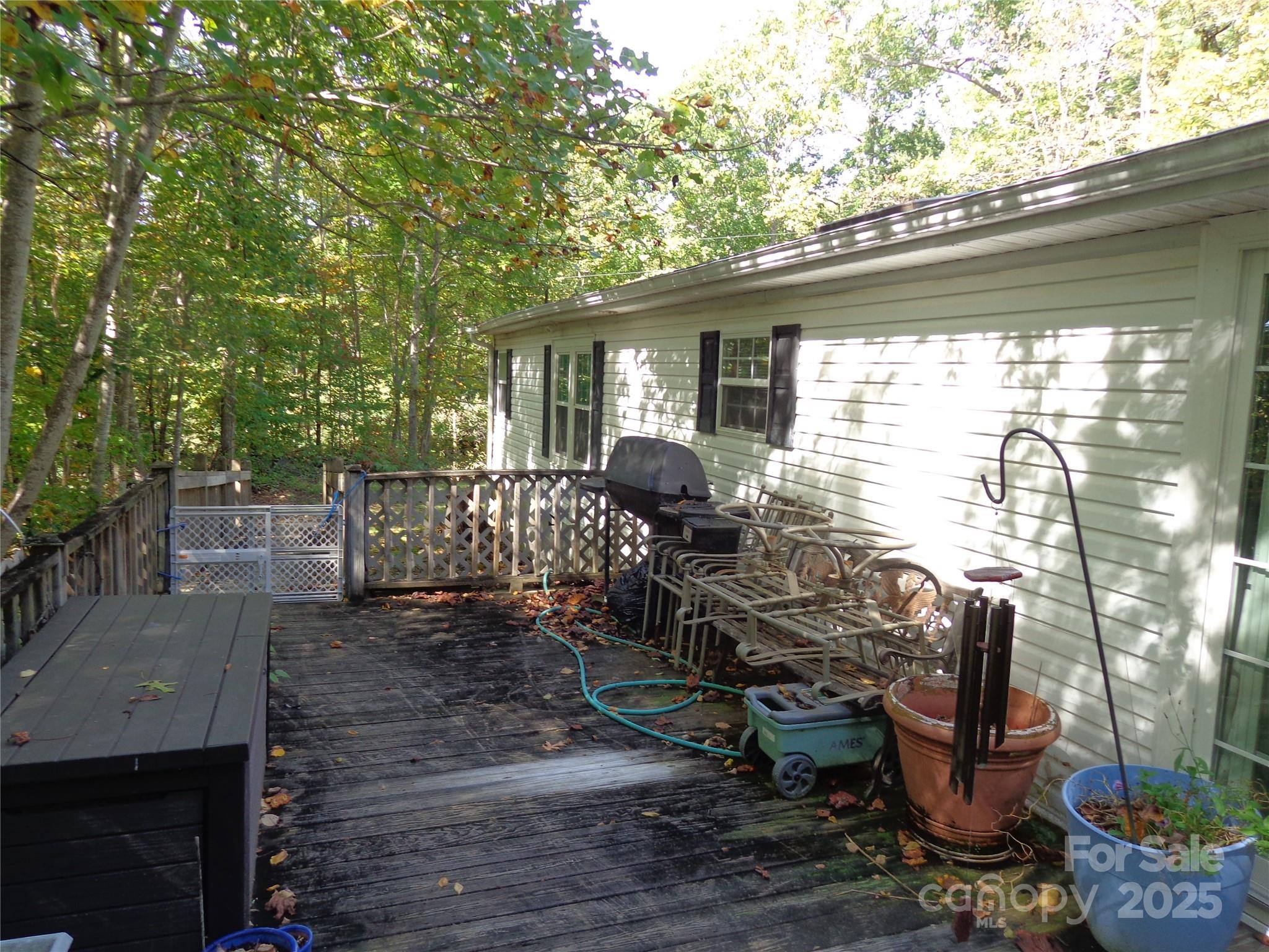 89 Blue Mountain Road — Fairview