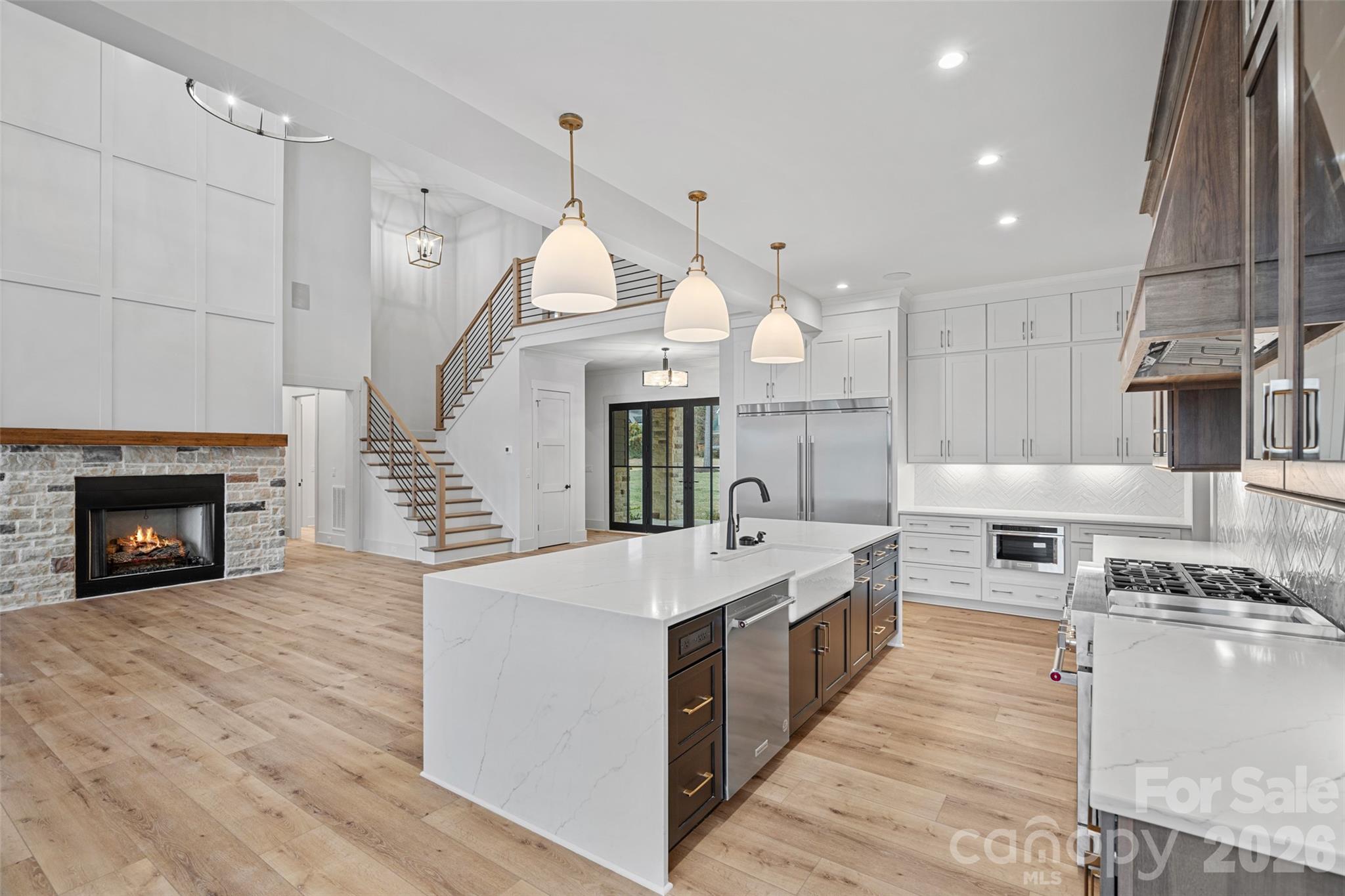 515 Kemp Road — Mooresville
