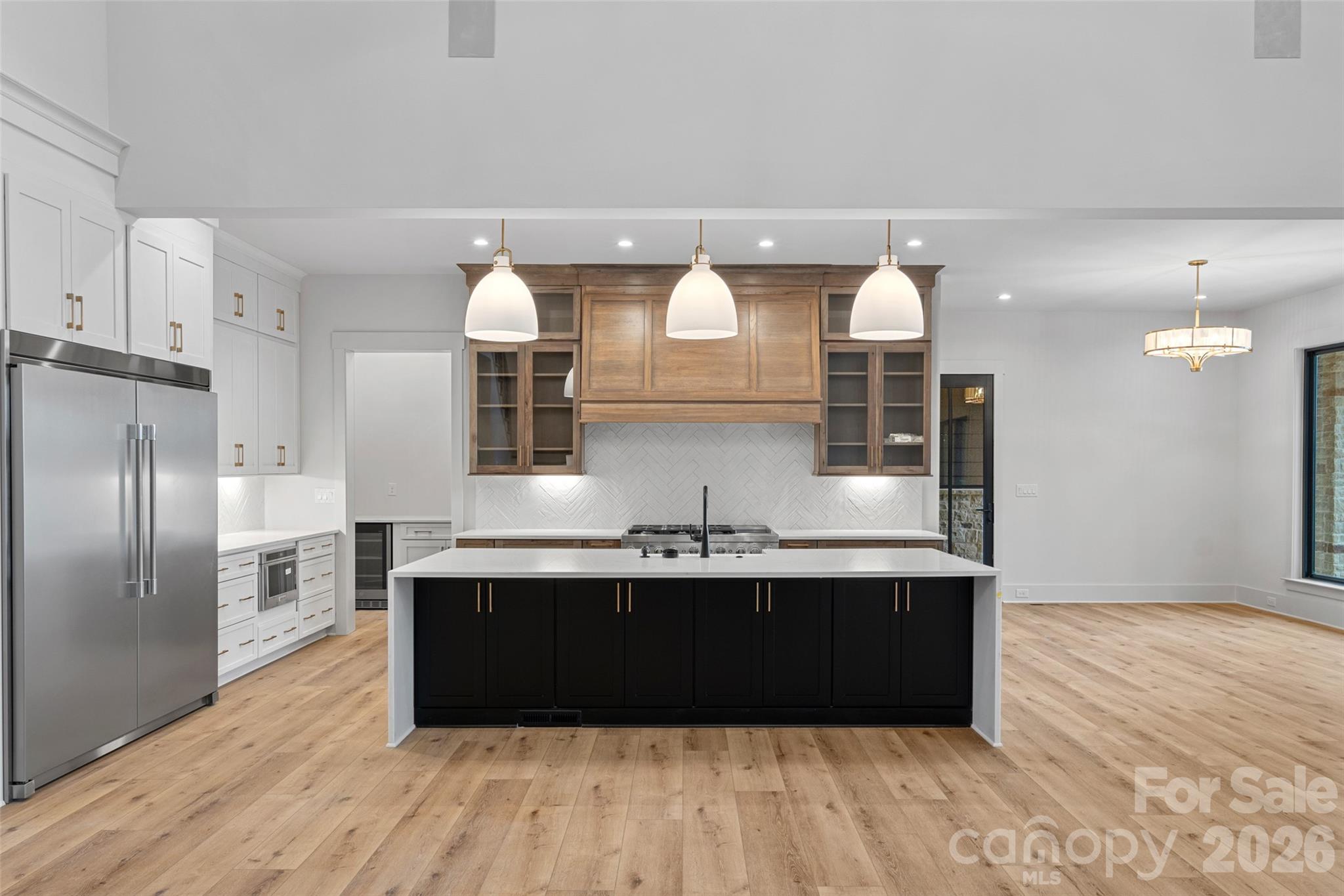 515 Kemp Road — Mooresville