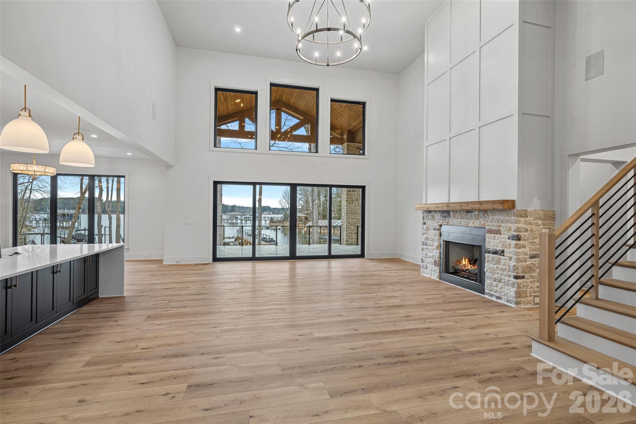 515 Kemp Road — Mooresville