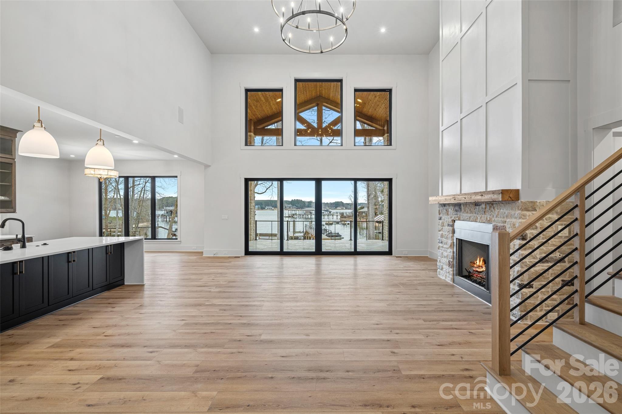 515 Kemp Road — Mooresville