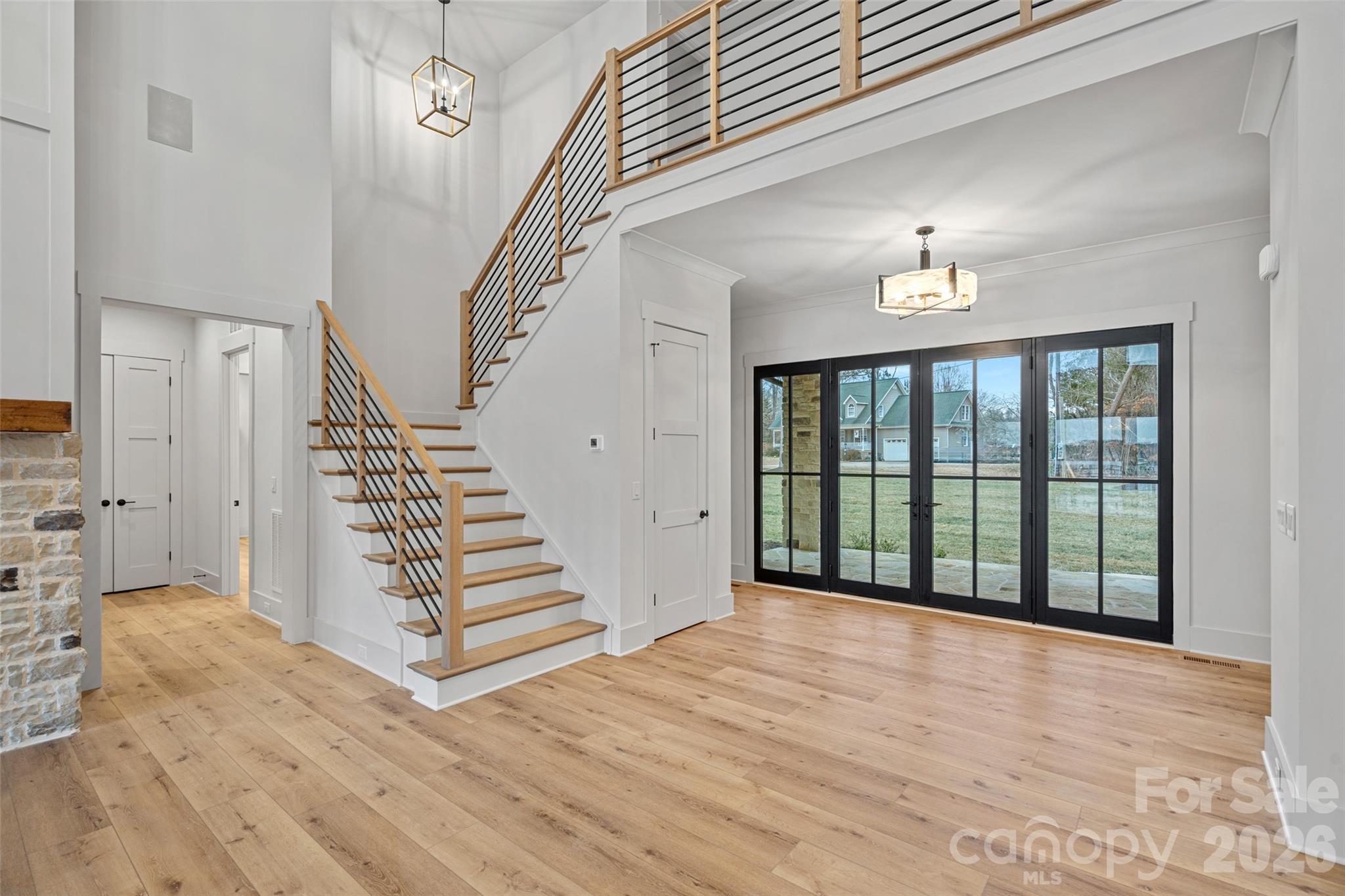 515 Kemp Road — Mooresville