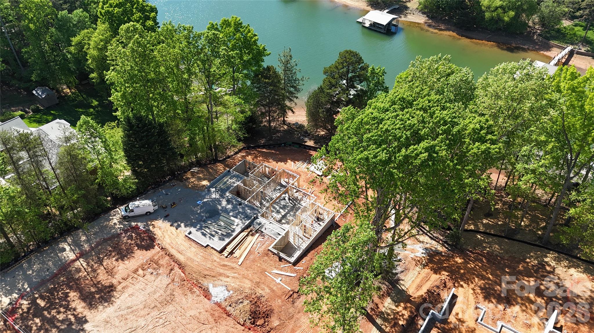 515 Kemp Road — Mooresville