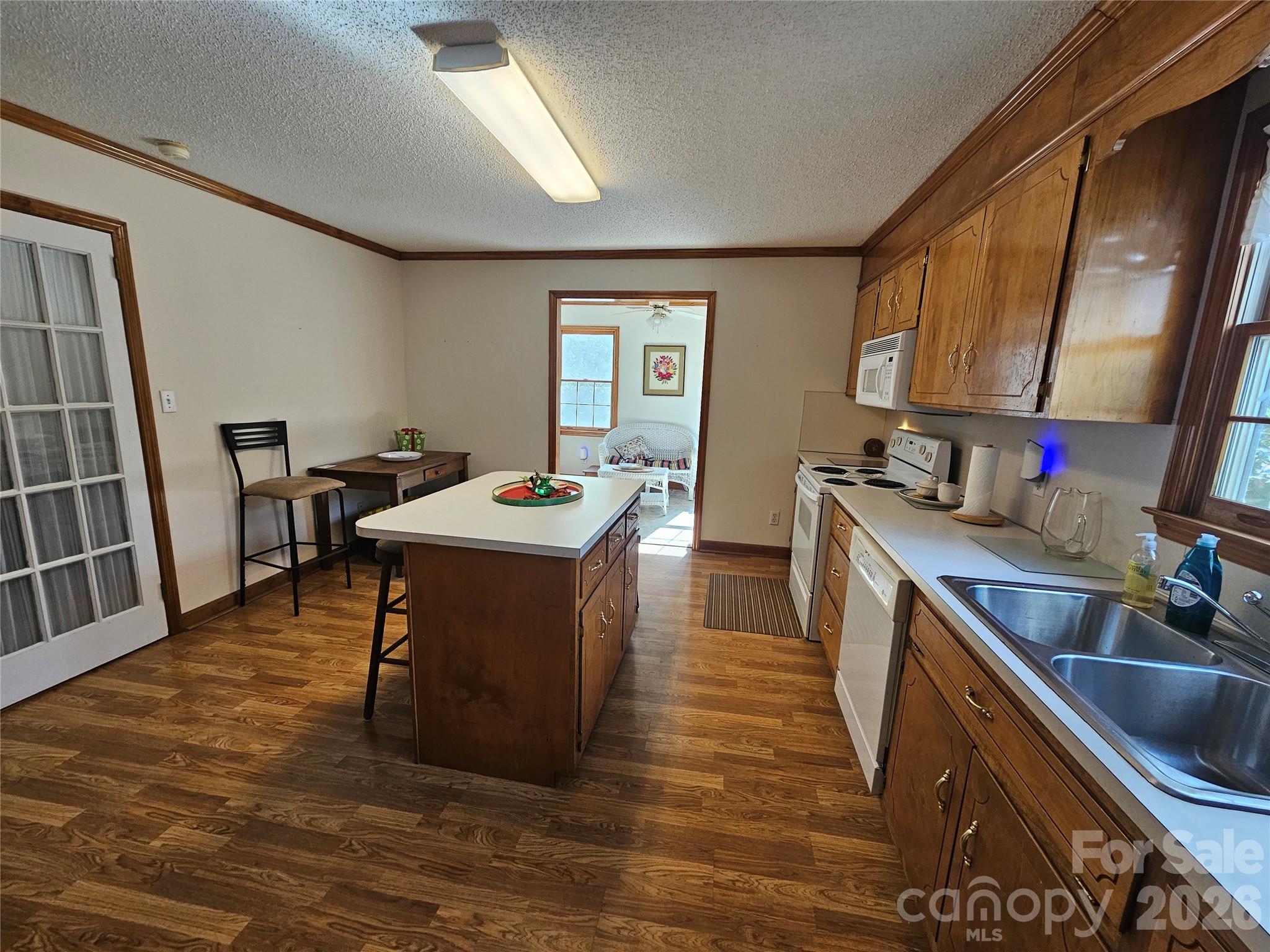 711 Chesterfield Avenue — Lancaster