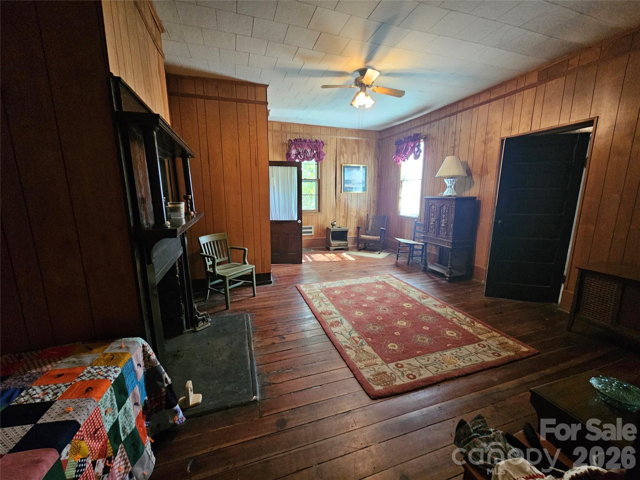 711 Chesterfield Avenue — Lancaster