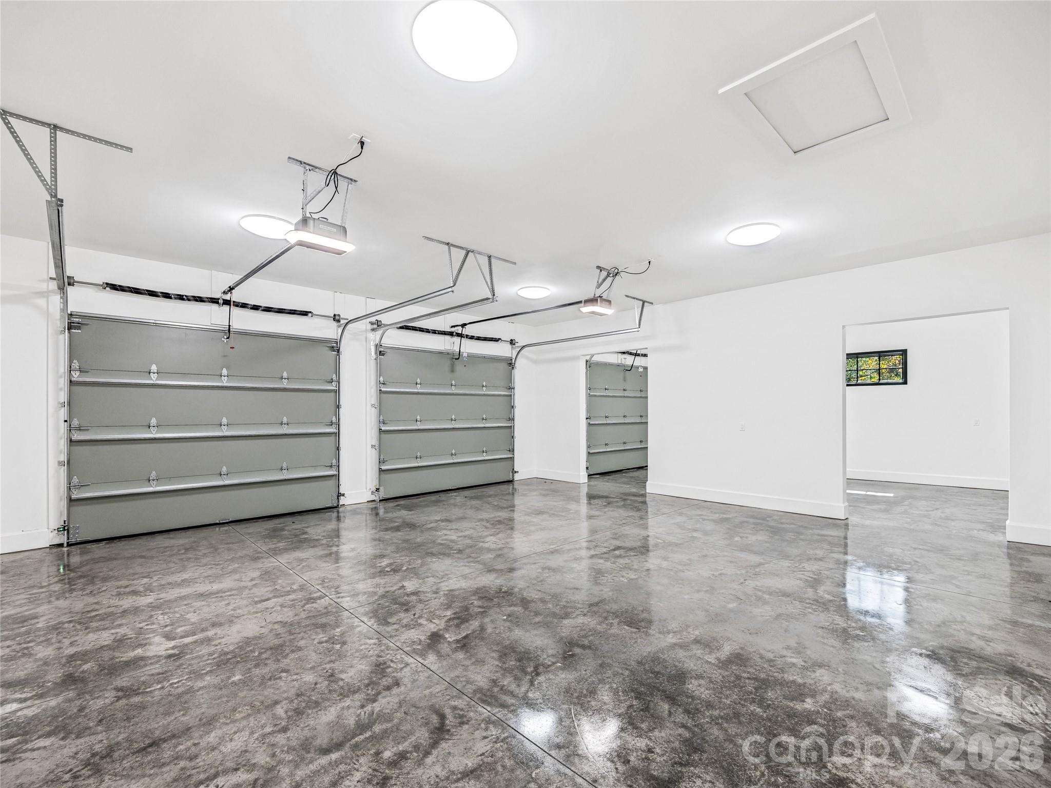 21 Evian Court — Asheville