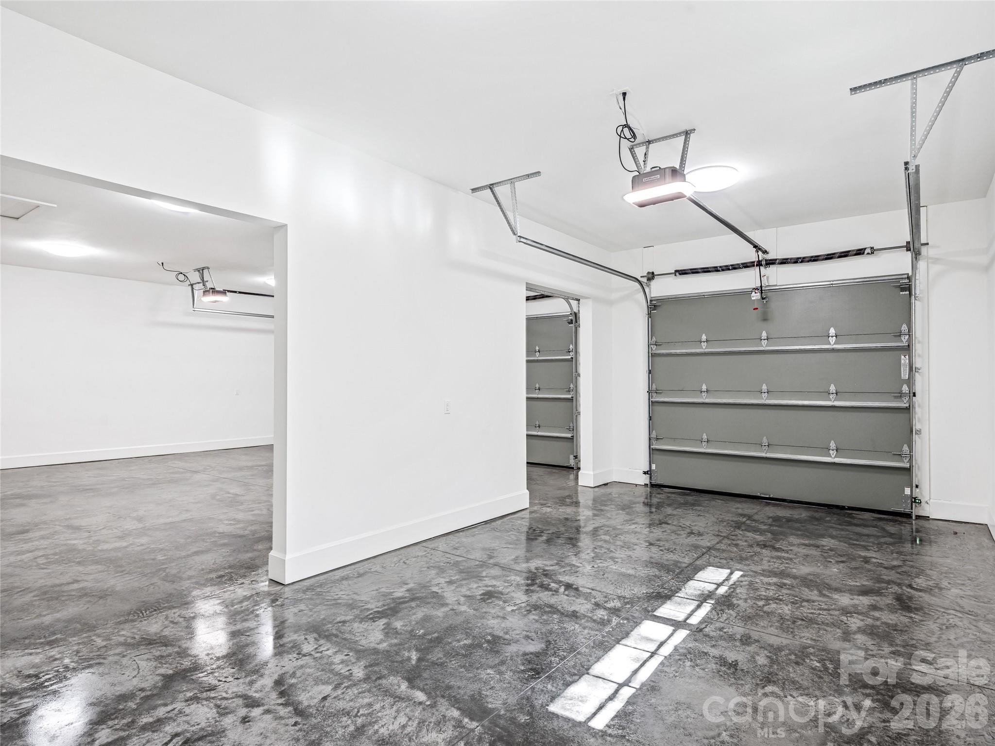 21 Evian Court — Asheville