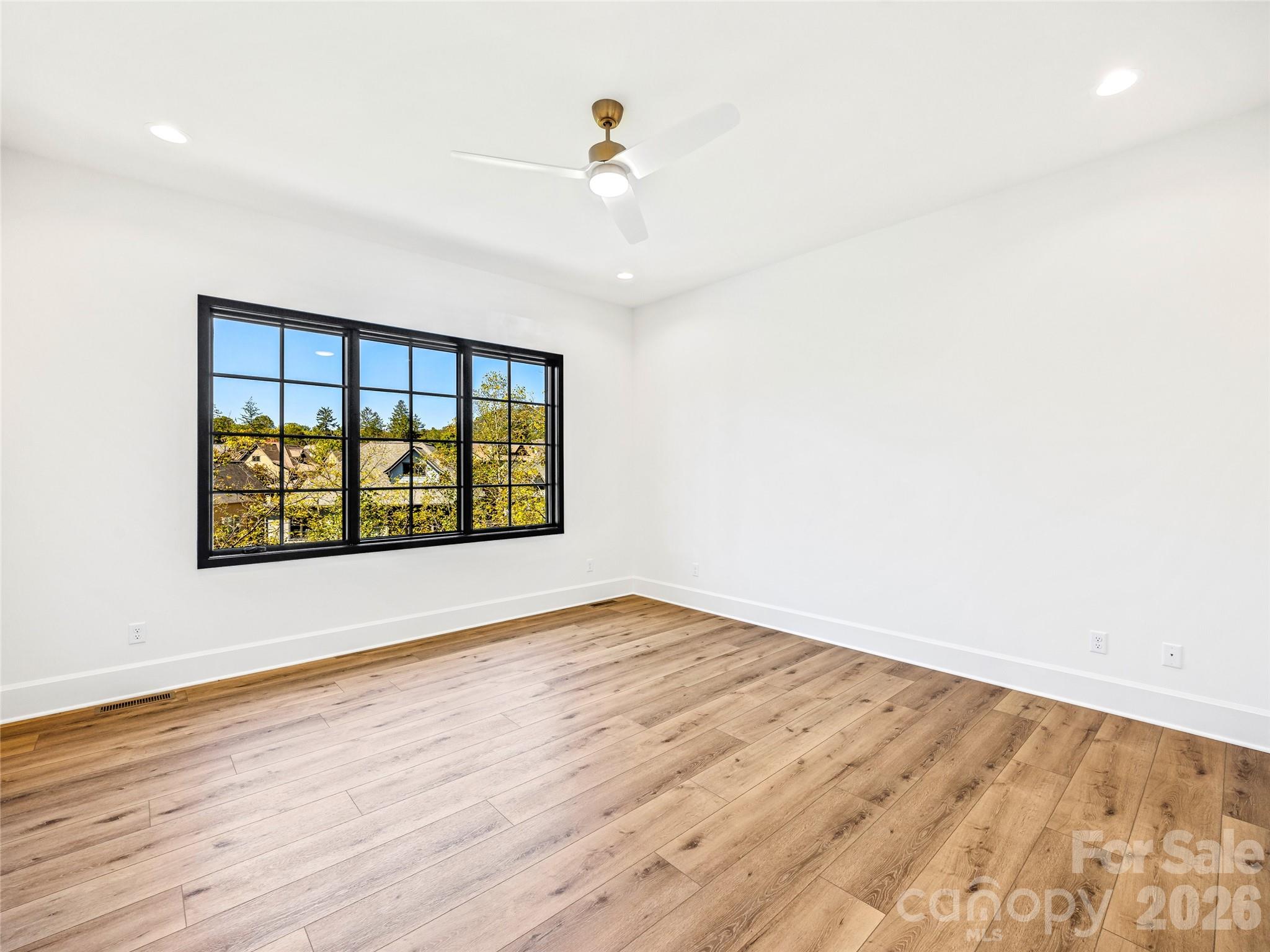 21 Evian Court — Asheville
