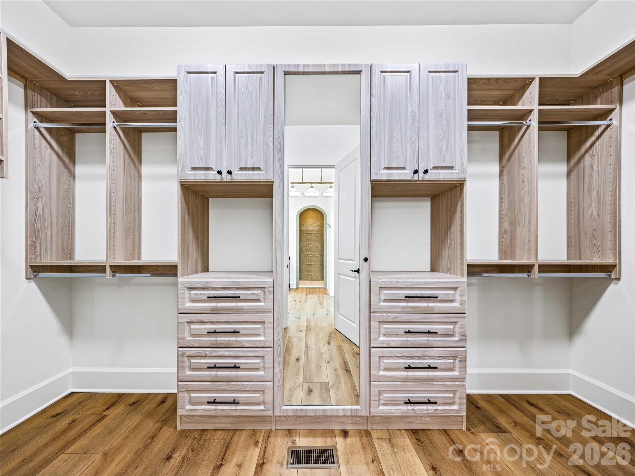 21 Evian Court — Asheville