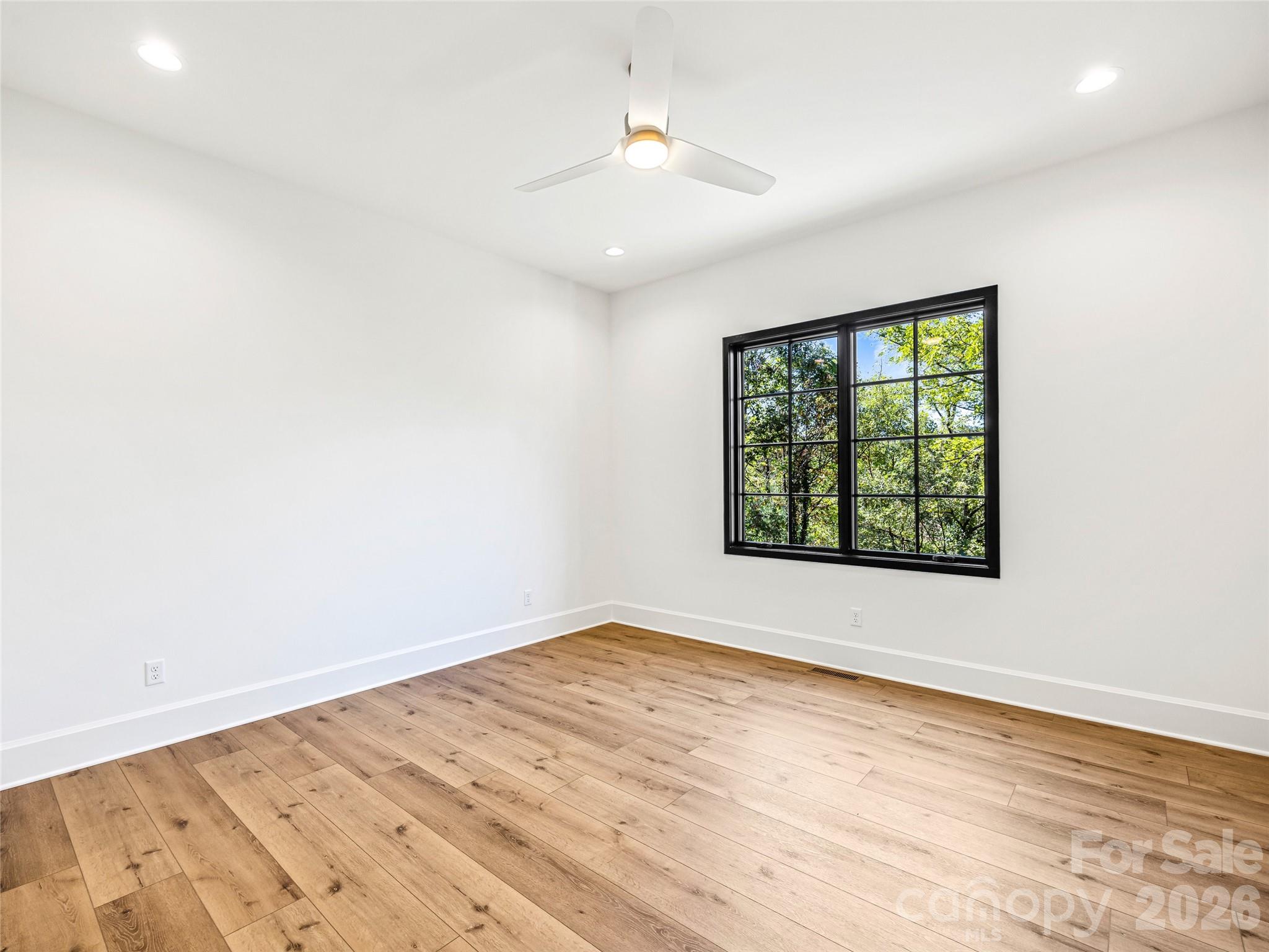 21 Evian Court — Asheville
