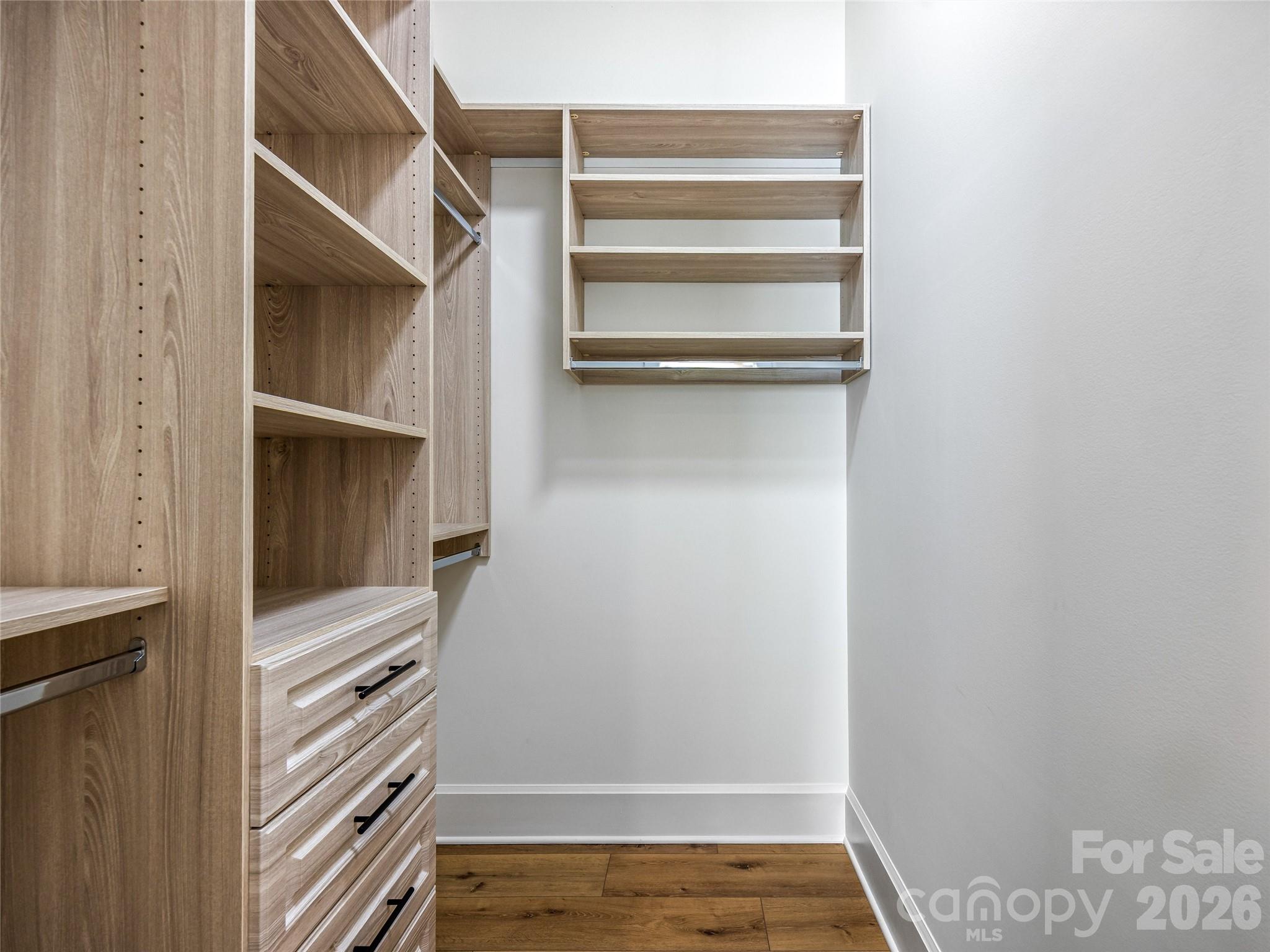 21 Evian Court — Asheville