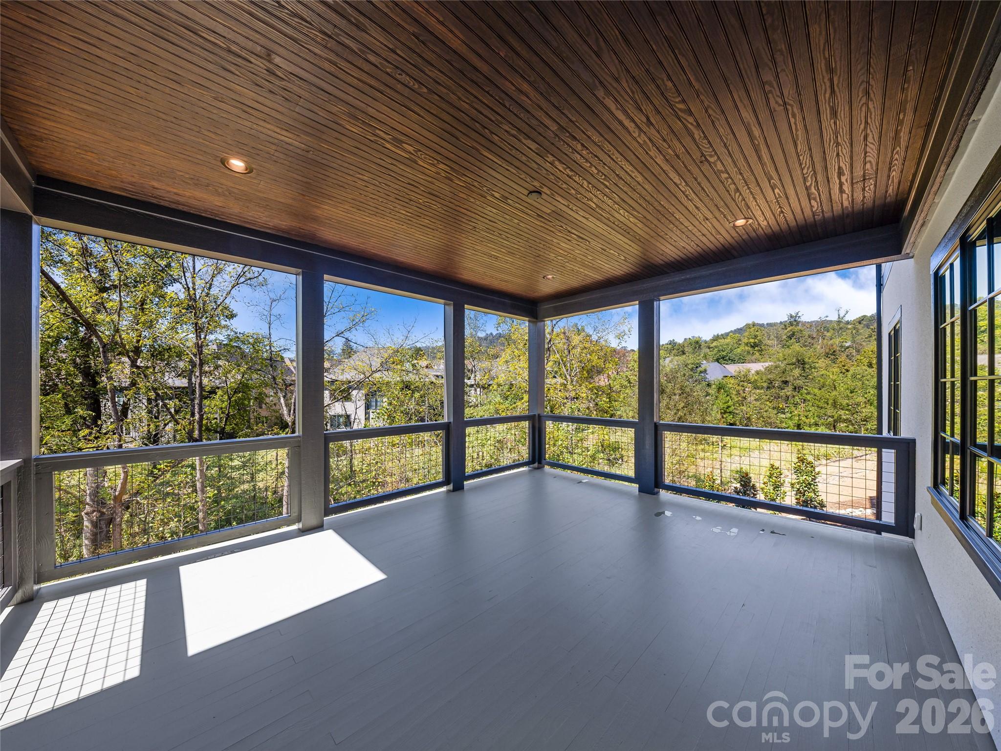 21 Evian Court — Asheville