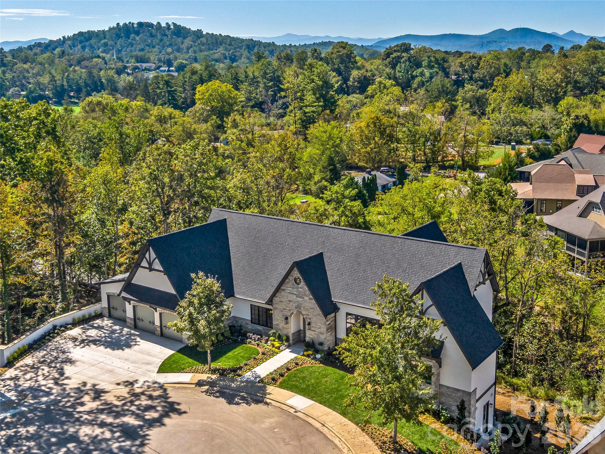 21 Evian Court — Asheville