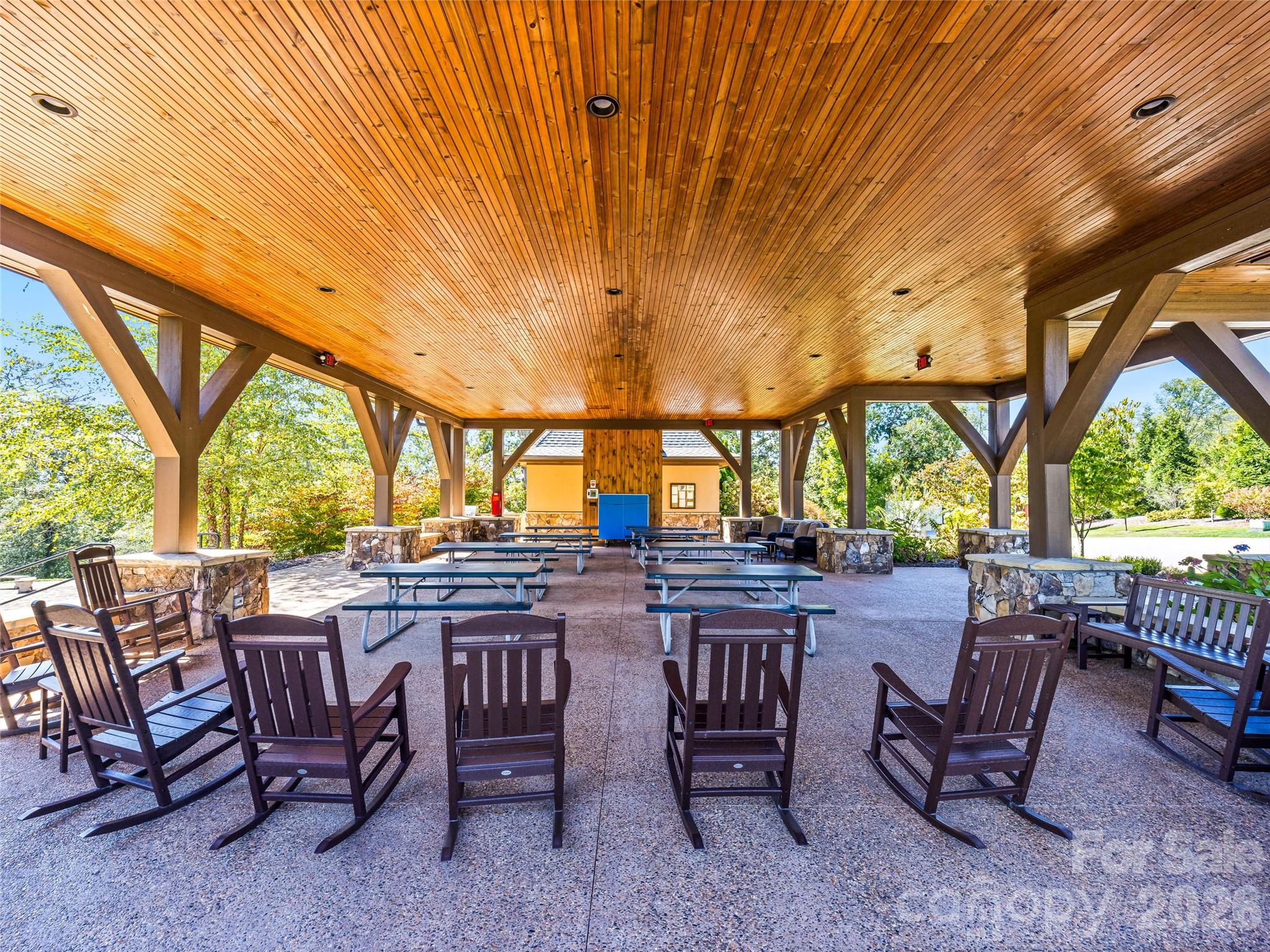 21 Evian Court — Asheville