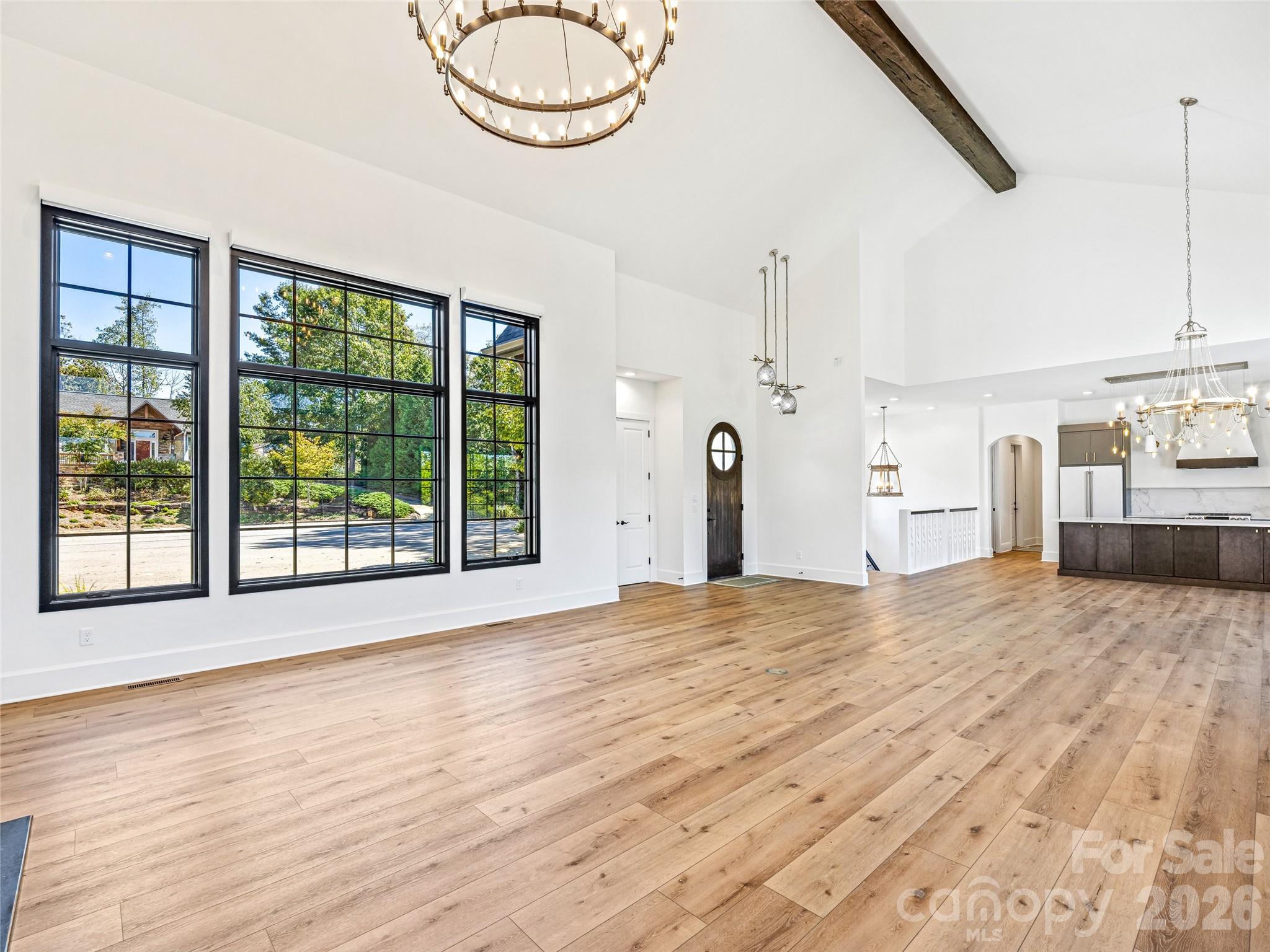 21 Evian Court — Asheville
