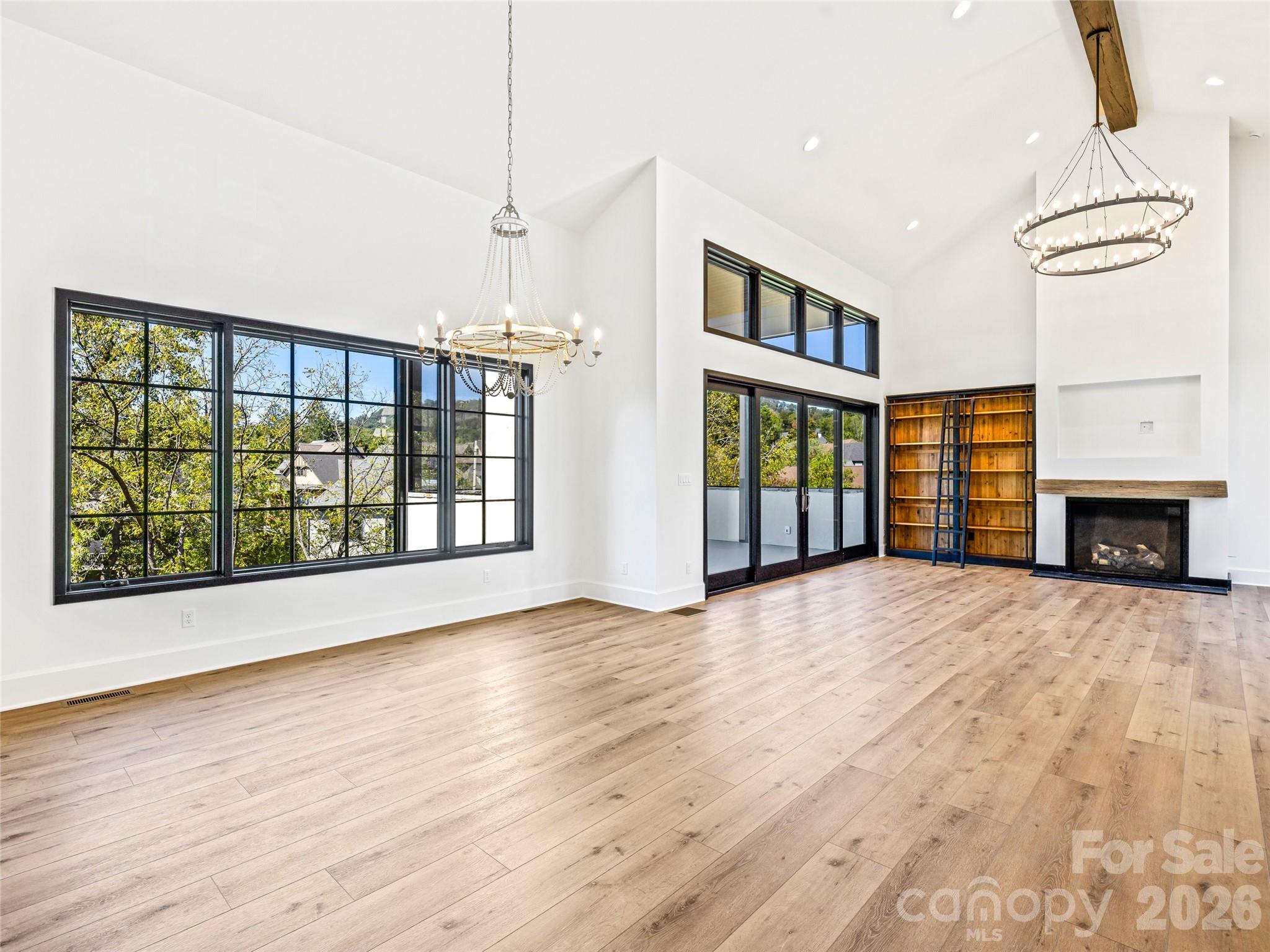 21 Evian Court — Asheville