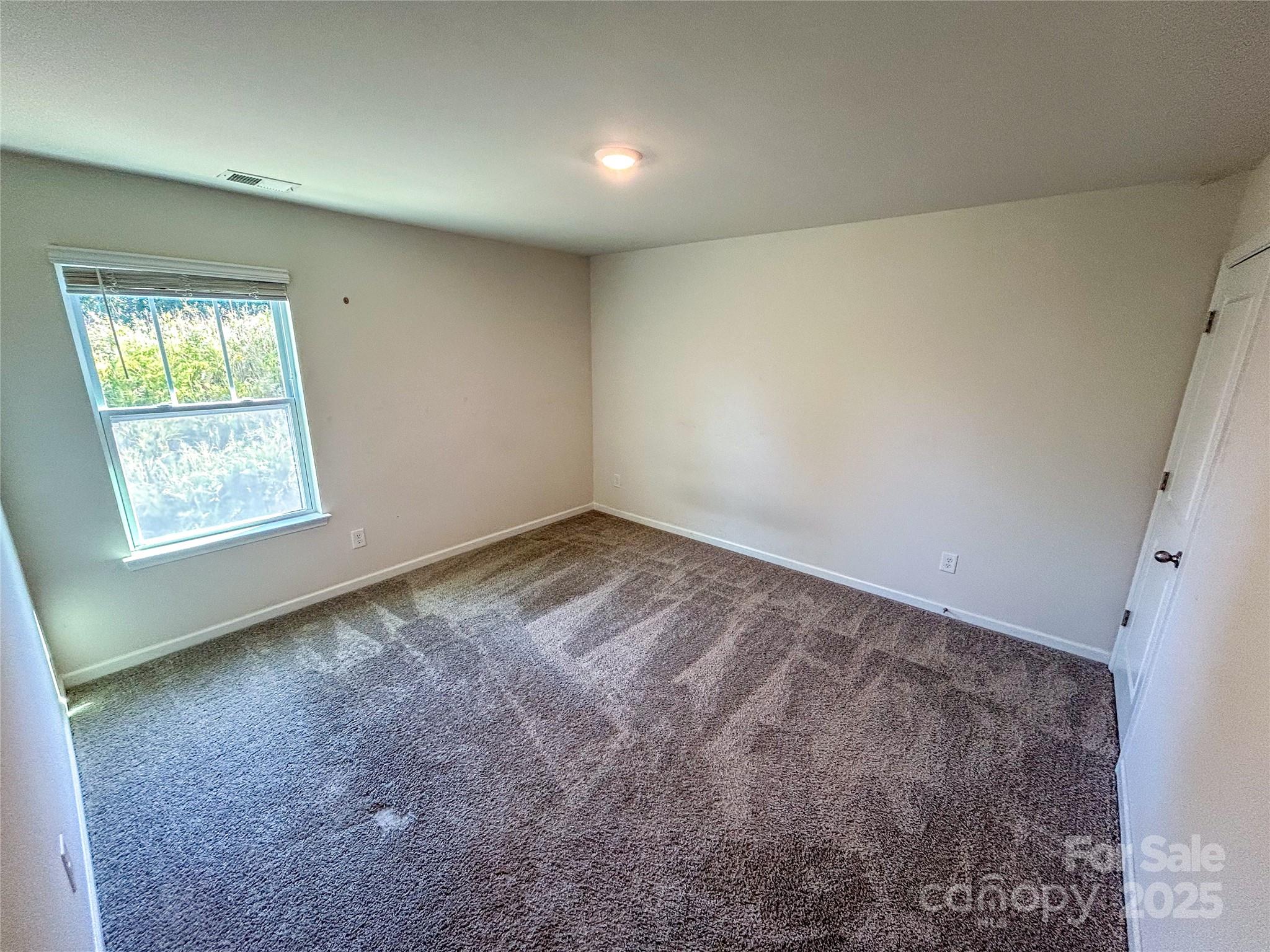 4120 Village Boulevard NW — Conover