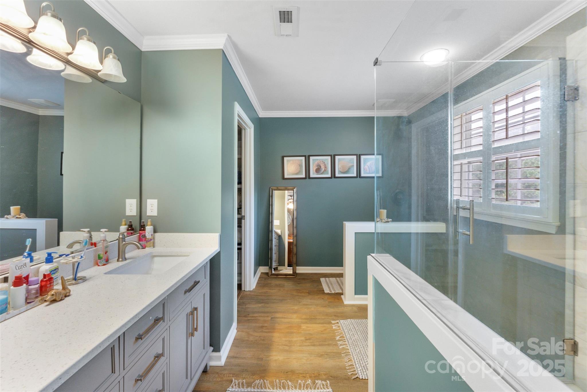 370 Battery Circle #20 — Clover