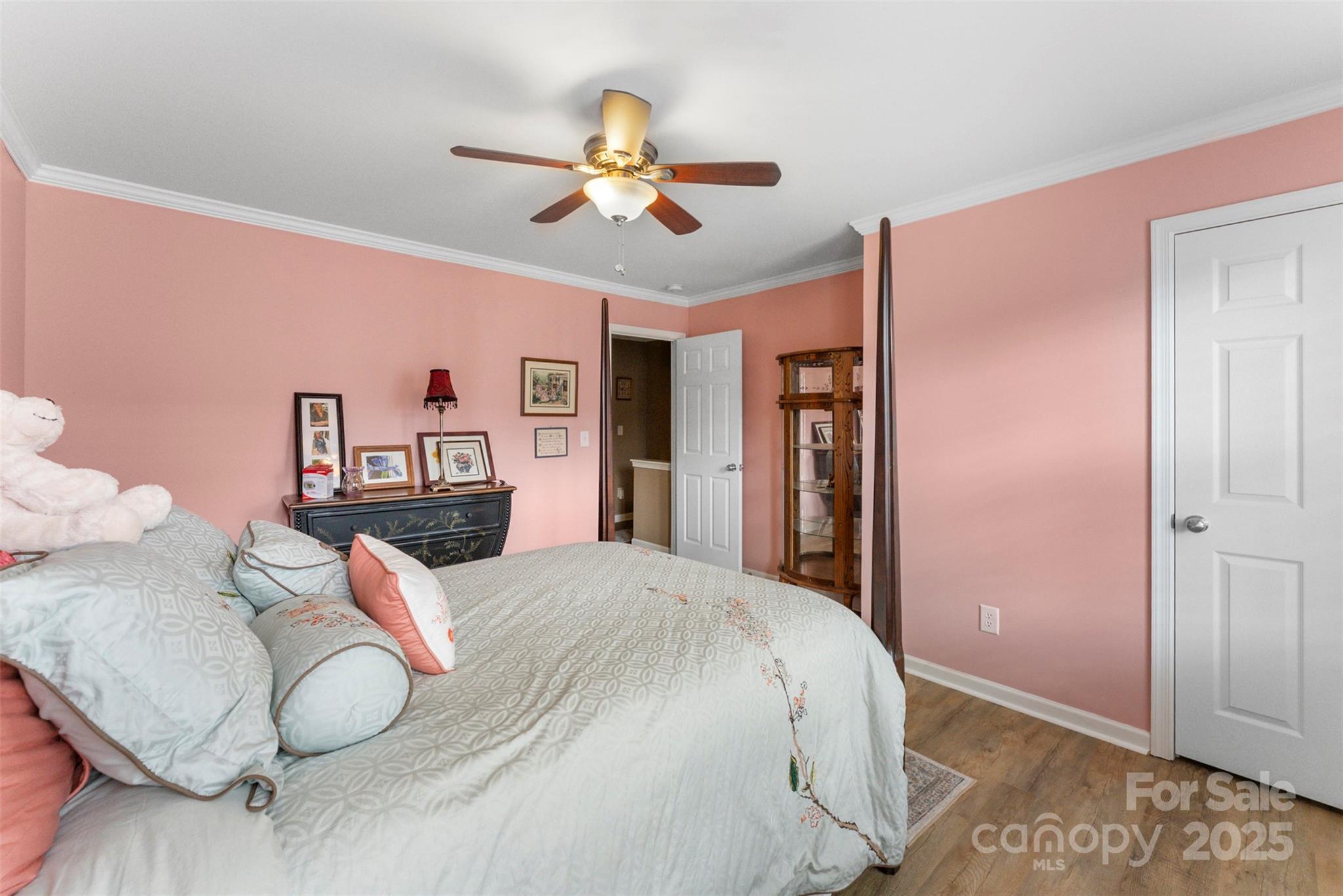 370 Battery Circle #20 — Clover