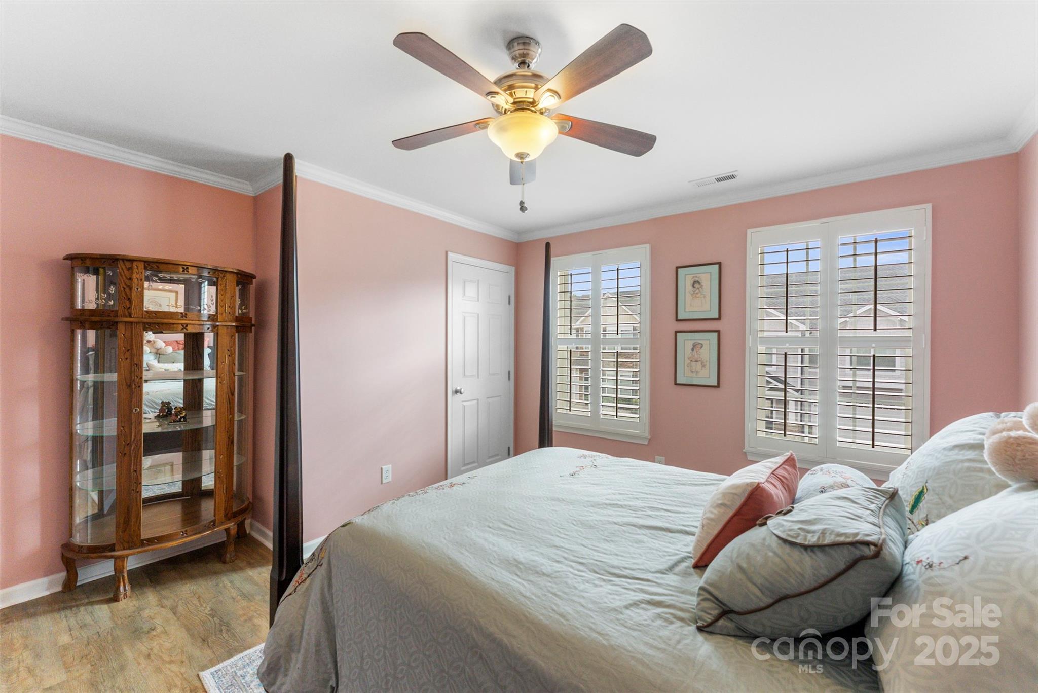 370 Battery Circle #20 — Clover