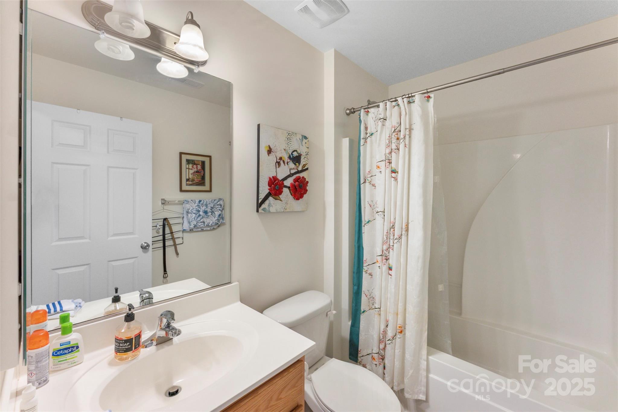 370 Battery Circle #20 — Clover