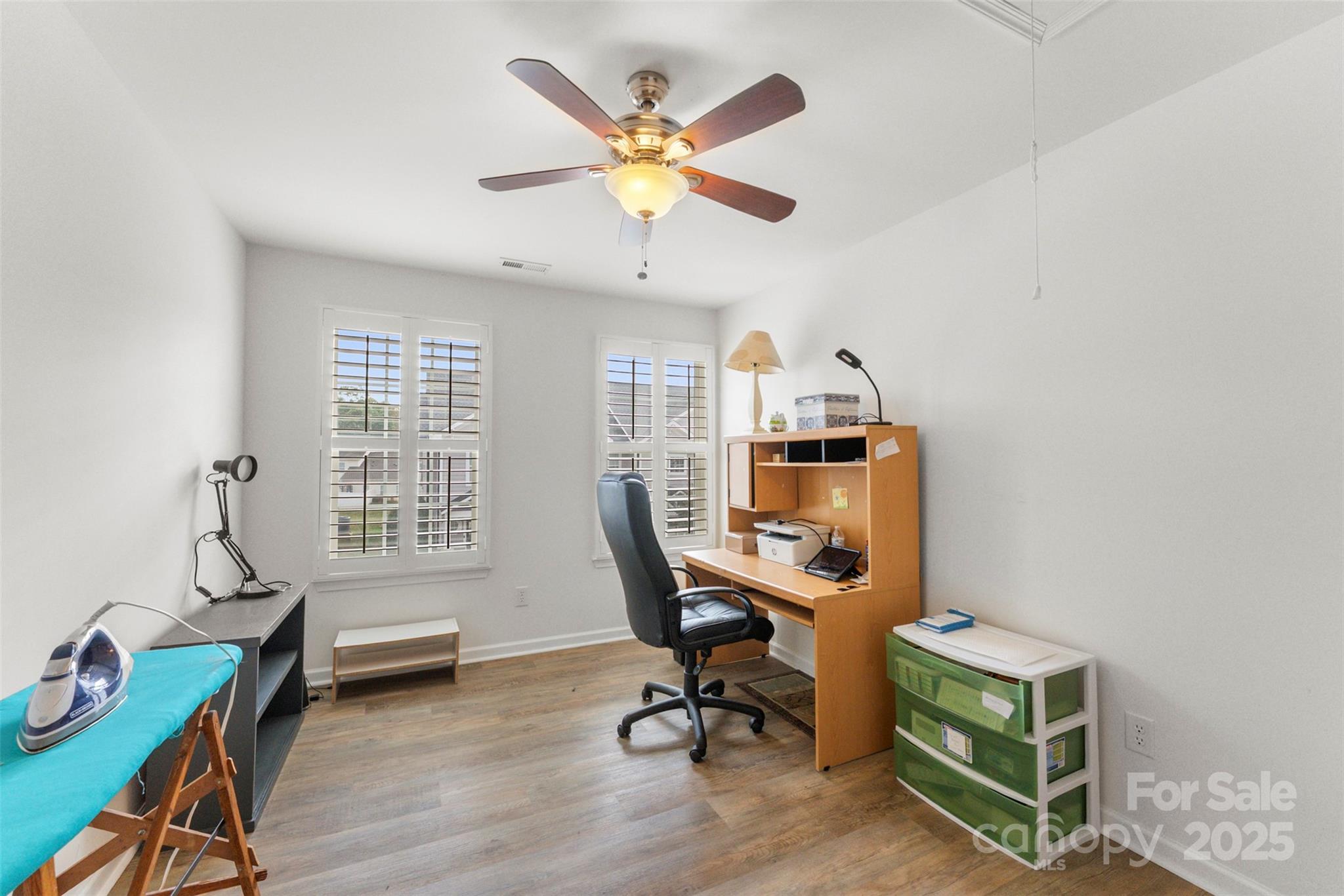 370 Battery Circle #20 — Clover