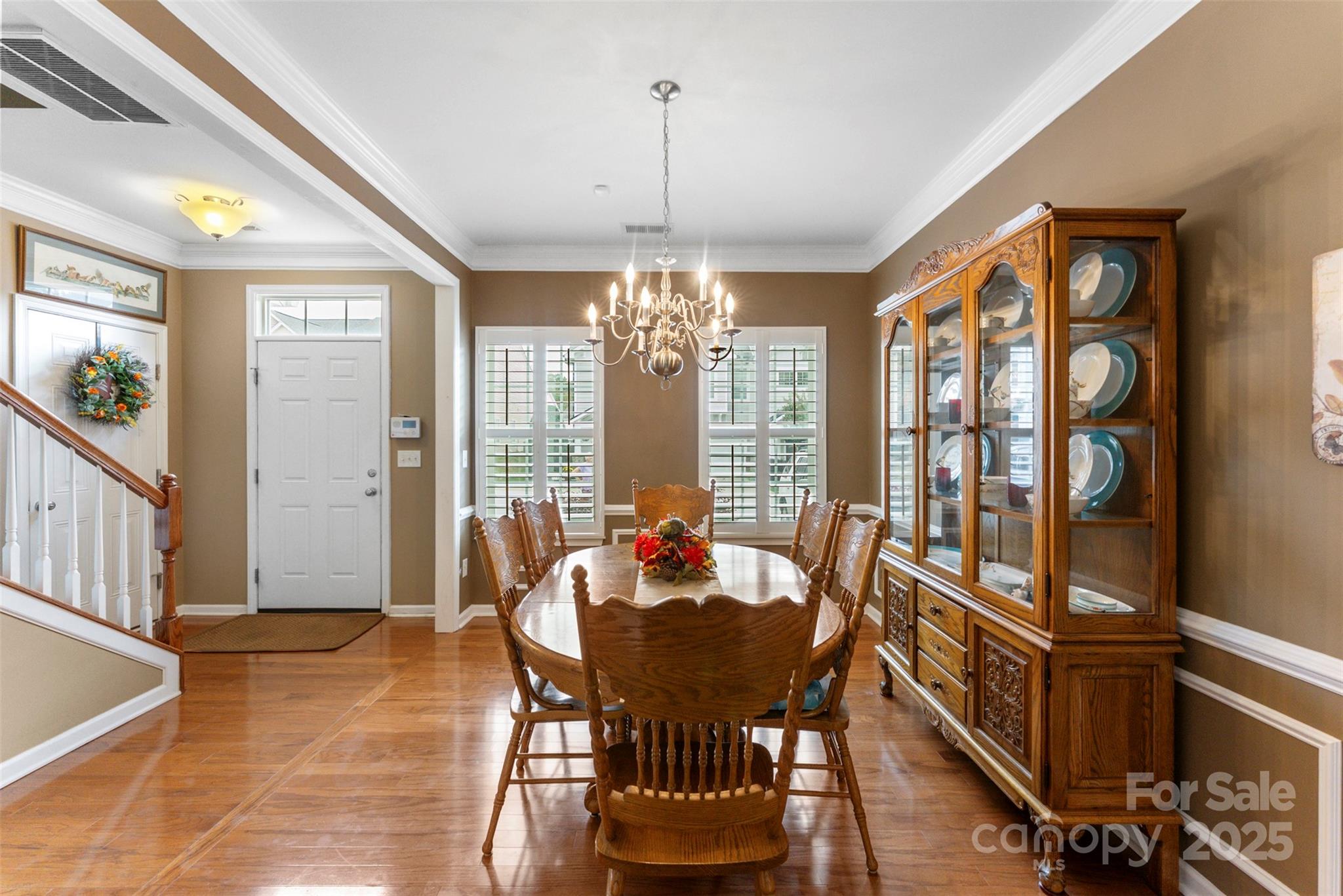 370 Battery Circle #20 — Clover