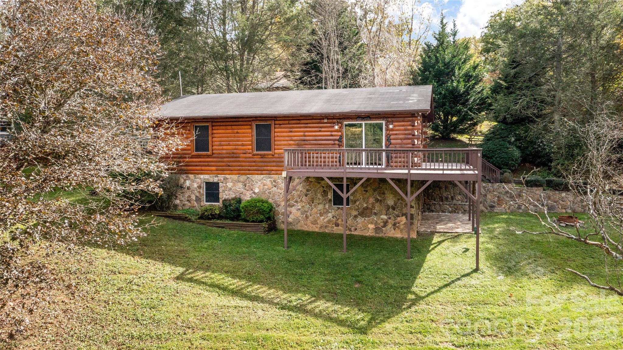 205 L And E Meadows Drive — Waynesville